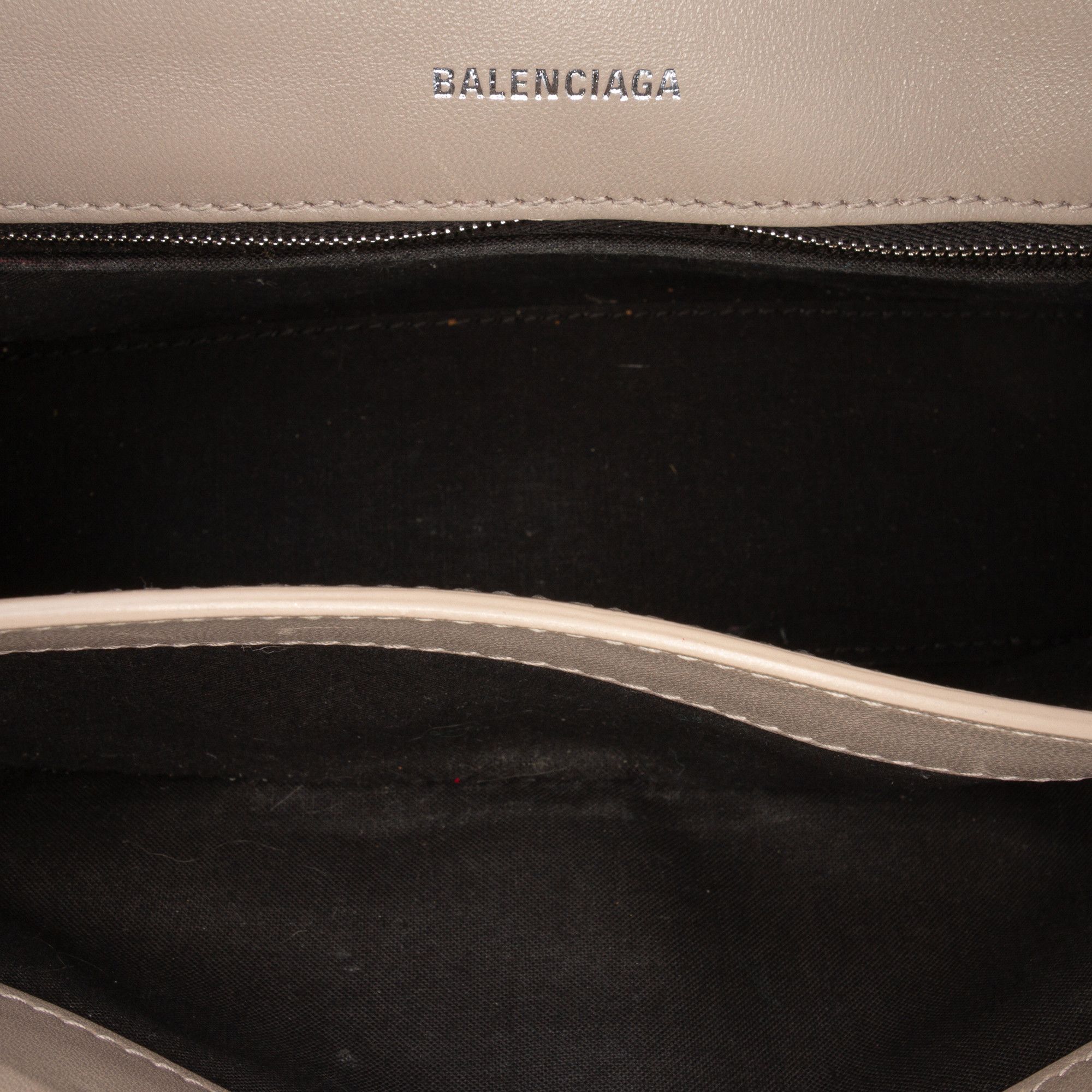 Balenciaga Balenciaga Small Metallic Calfskin Crush Chain Shoulder Bag Size ONE SIZE - 4 Thumbnail