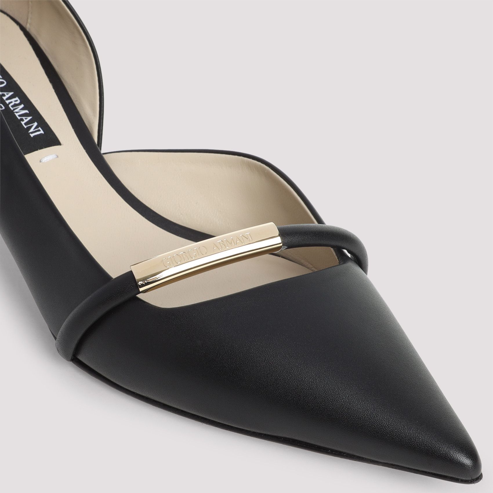 Giorgio Armani Giorgio Armani Leather Court Decollete Size US 10 / IT 40 - 4 Thumbnail