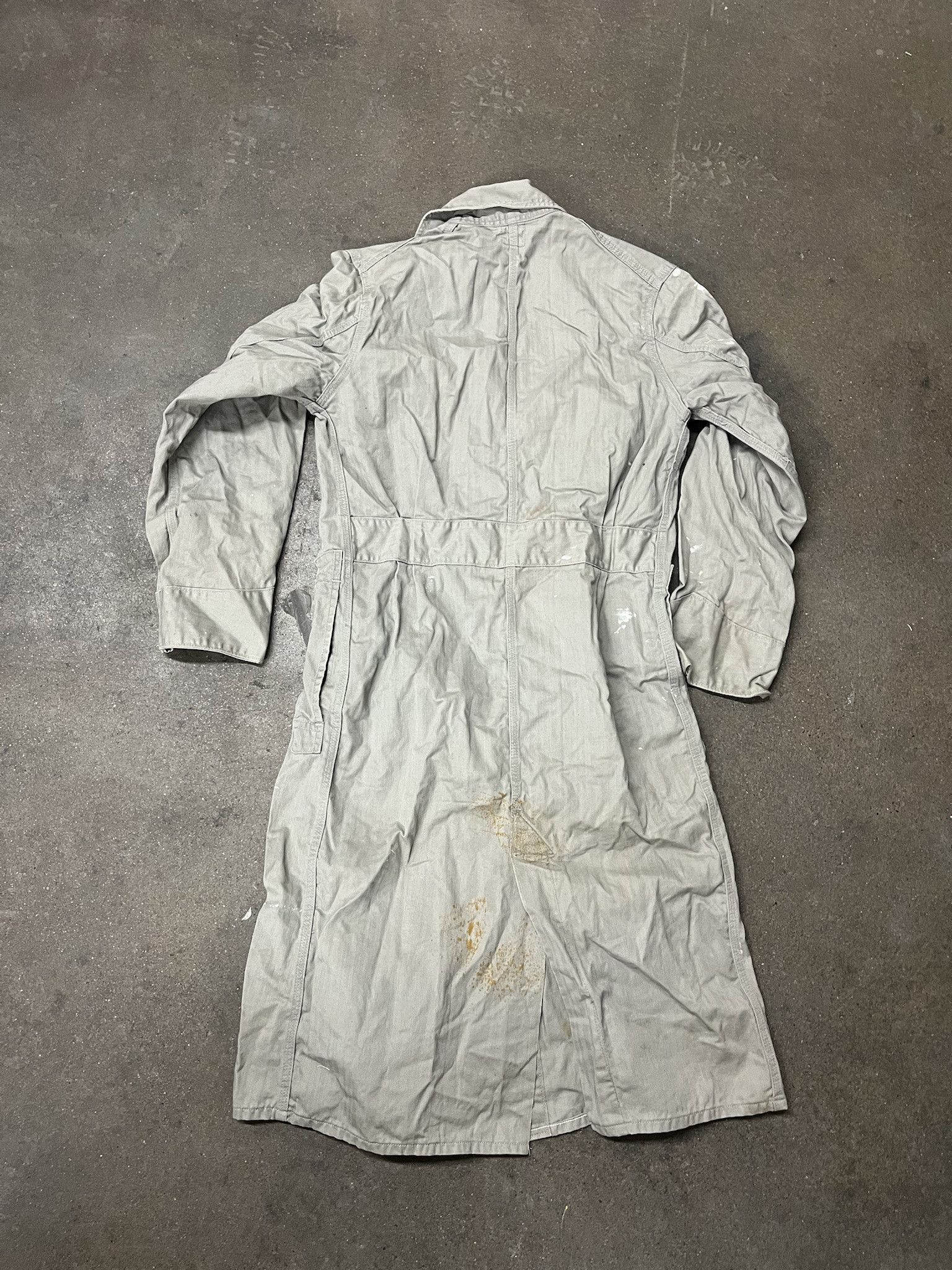 Carhartt × Vintage Vintage 1950s Johnson Uniform Co Distressed Herringbone Lab Coat Size 36 Size US M / EU 48-50 / 2 - 3 Thumbnail