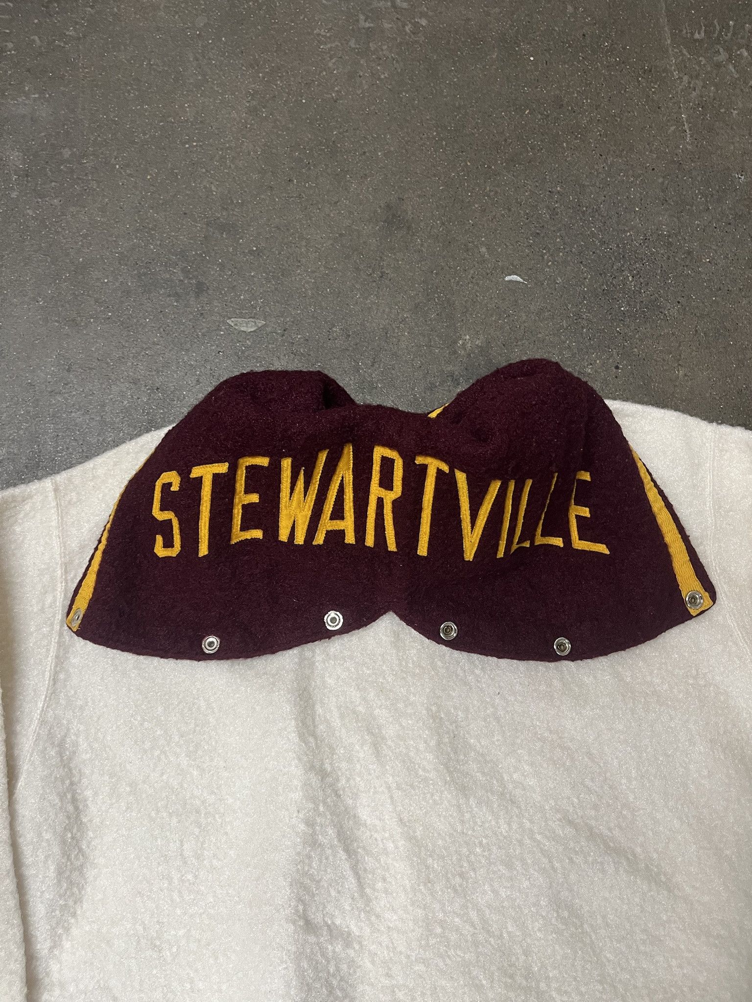 Vintage Vintage 1980s Gopher Sports Fleece Varsity Coat Size XL Size US XL / EU 56 / 4 - 4 Thumbnail