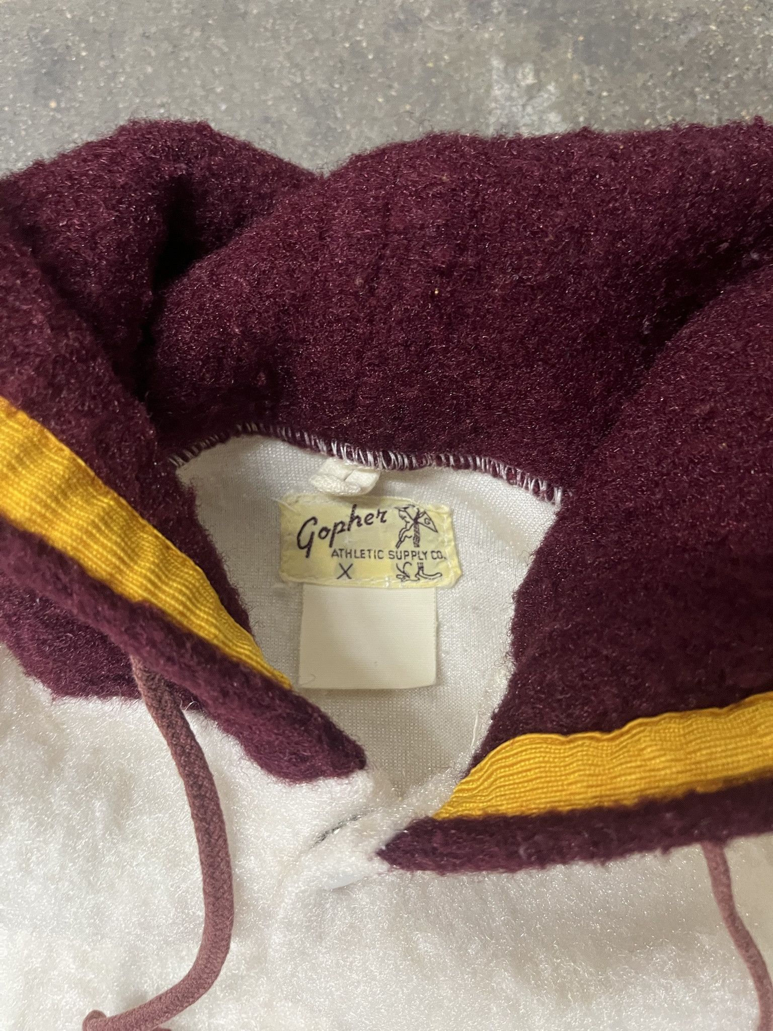 Vintage Vintage 1980s Gopher Sports Fleece Varsity Coat Size XL Size US XL / EU 56 / 4 - 2 Thumbnail