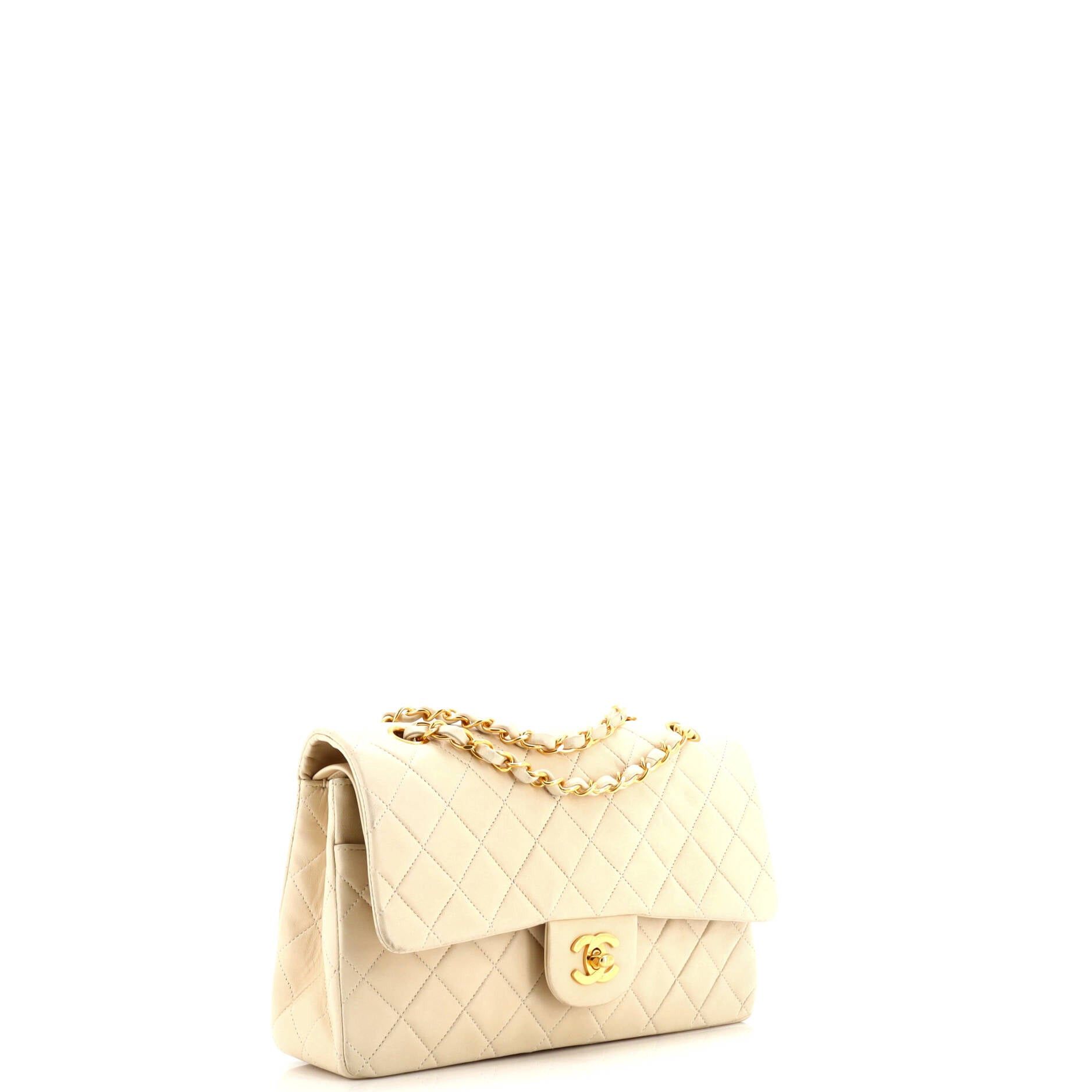 Chanel Vintage Classic Double Flap Bag Size ONE SIZE - 2 Thumbnail