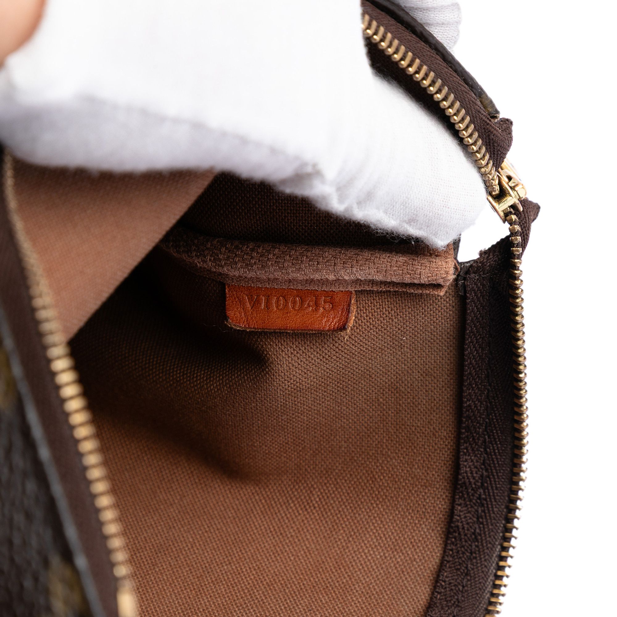 Louis Vuitton Louis Vuitton Monogram Pochette Accessoires Size ONE SIZE - 6 Thumbnail