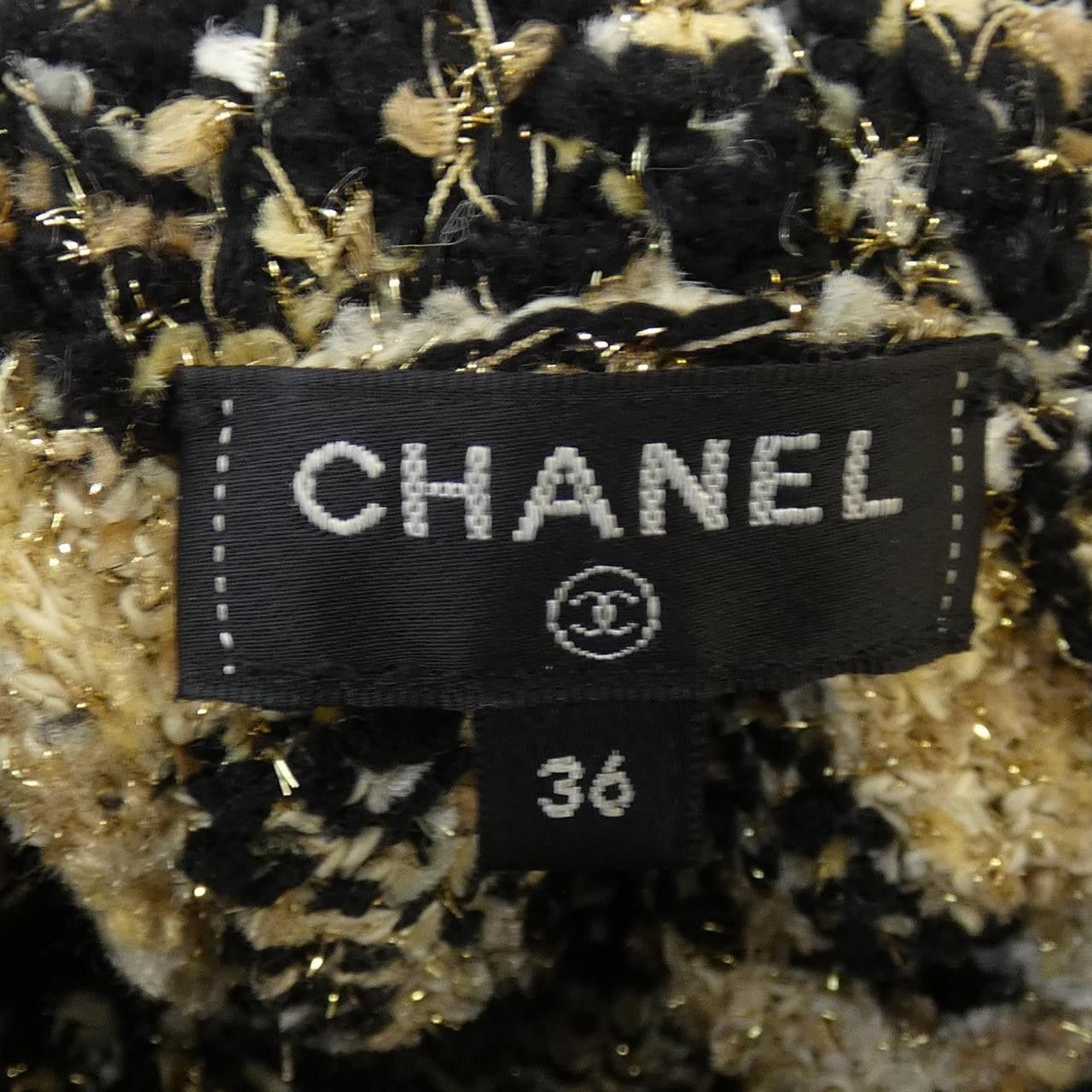 Chanel Chanel Chanel Knitwear Textile Tops P61582K47214 19A DUTY FREE for USA Size ONE SIZE - 5 Thumbnail