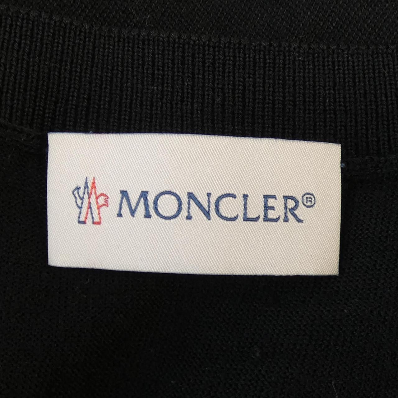 Moncler Moncler Moncler Knitwear Textile Tops 10919028000 DUTY FREE for USA Size ONE SIZE - 4 Thumbnail