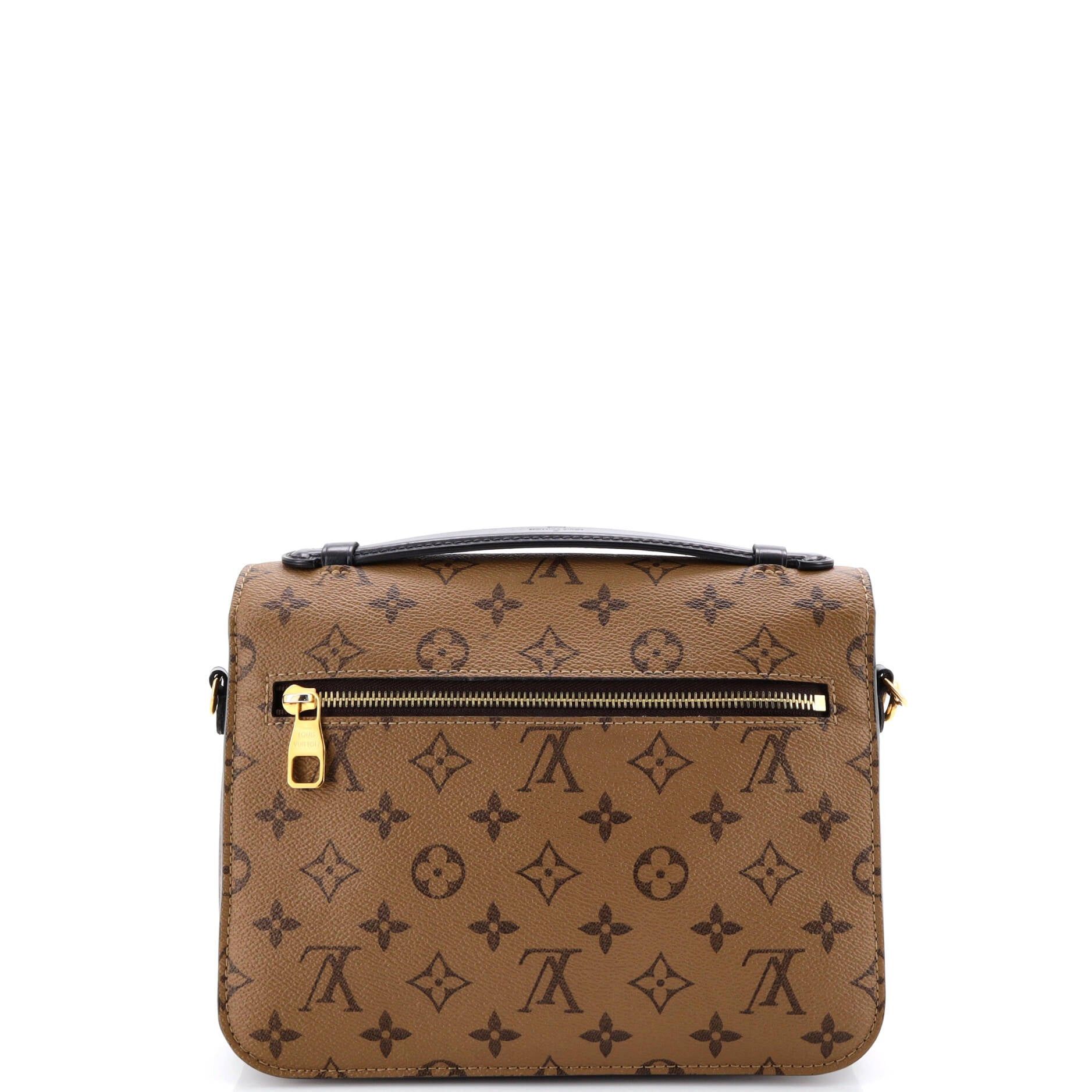Louis Vuitton Pochette Metis Size ONE SIZE - 3 Thumbnail