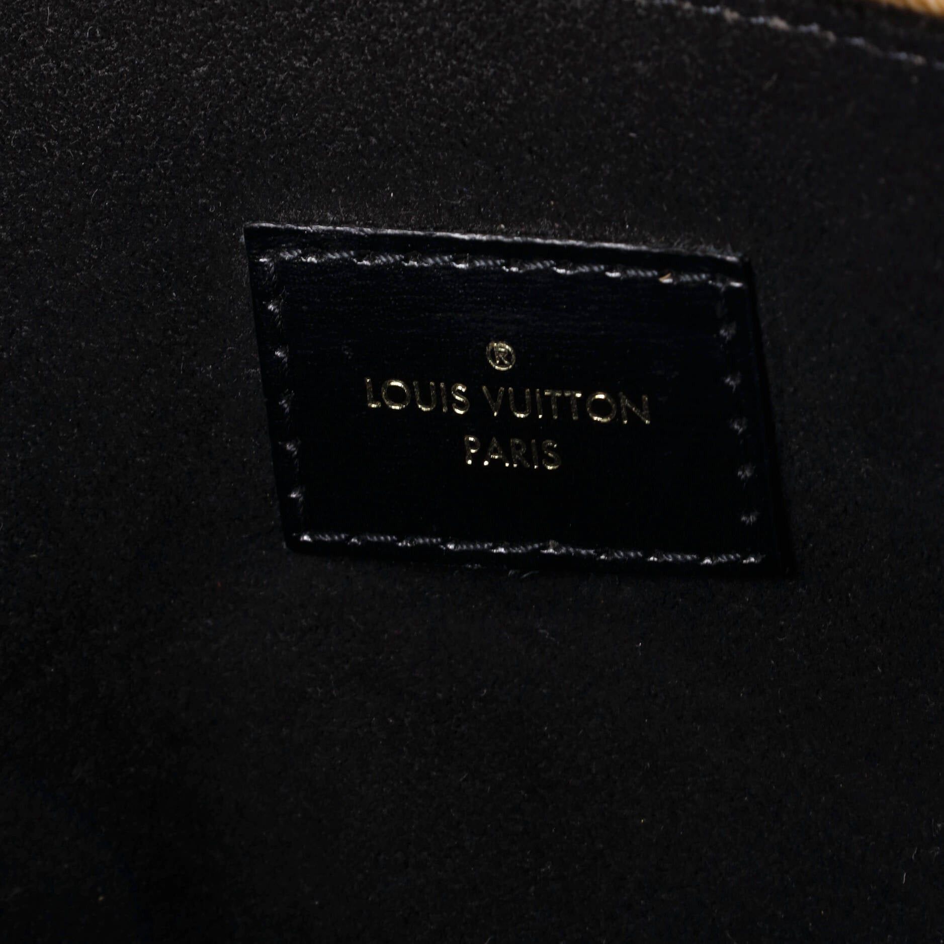 Louis Vuitton Pochette Metis Size ONE SIZE - 7 Thumbnail