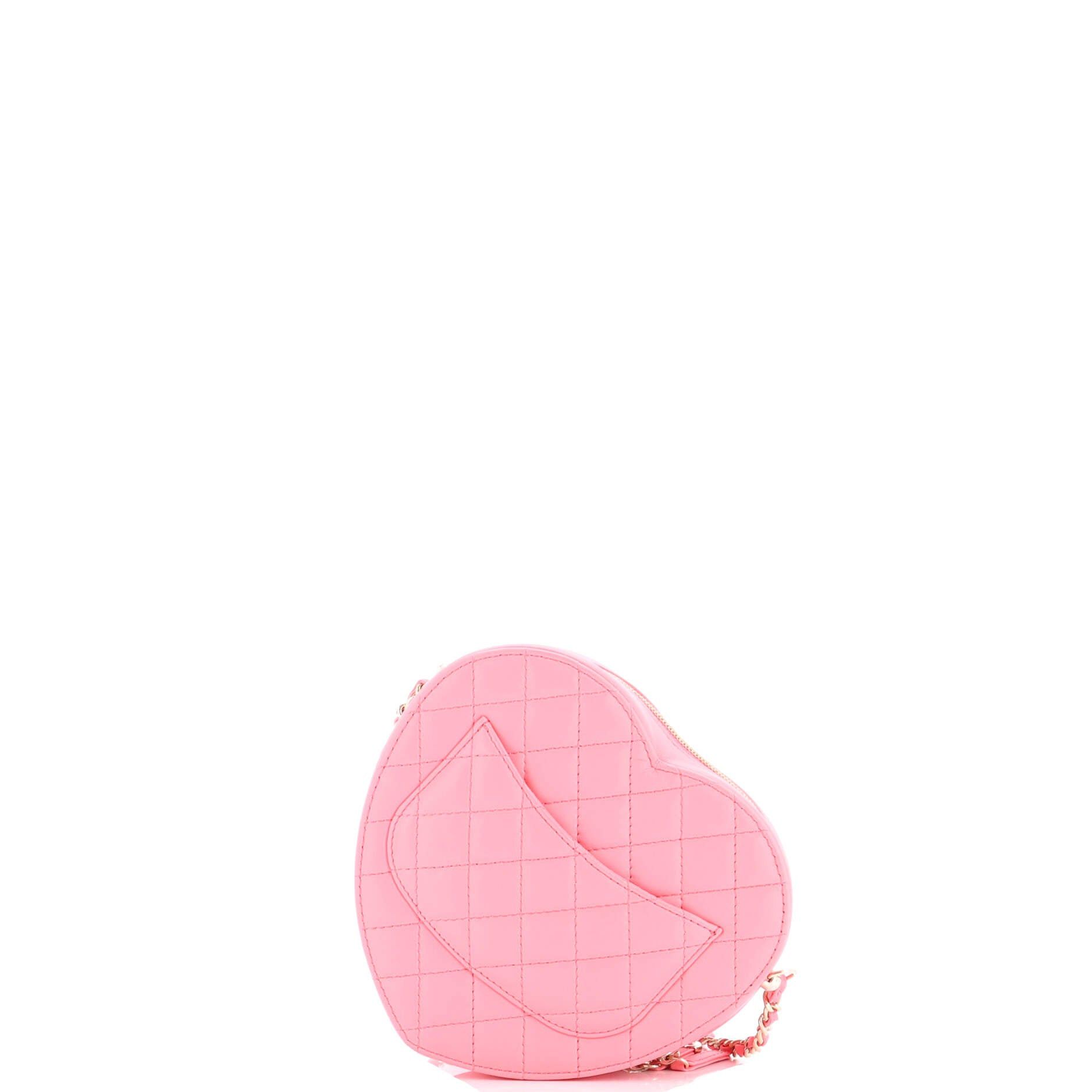 Chanel CC in Love Heart Bag Size ONE SIZE - 4 Thumbnail