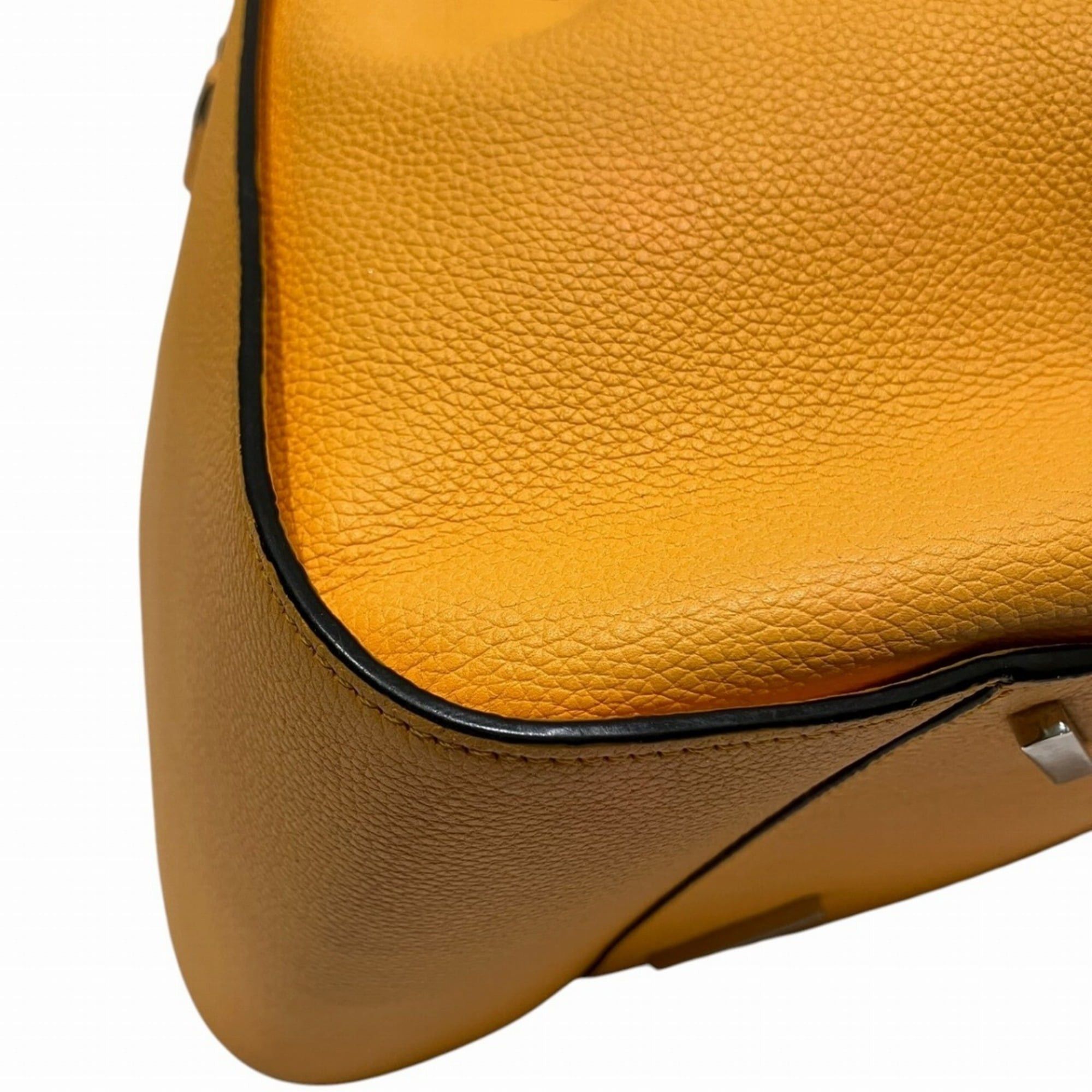 Loewe LOEWE Drawstring Hammock Handbag in Calfskin Leather Size ONE SIZE - 8 Thumbnail