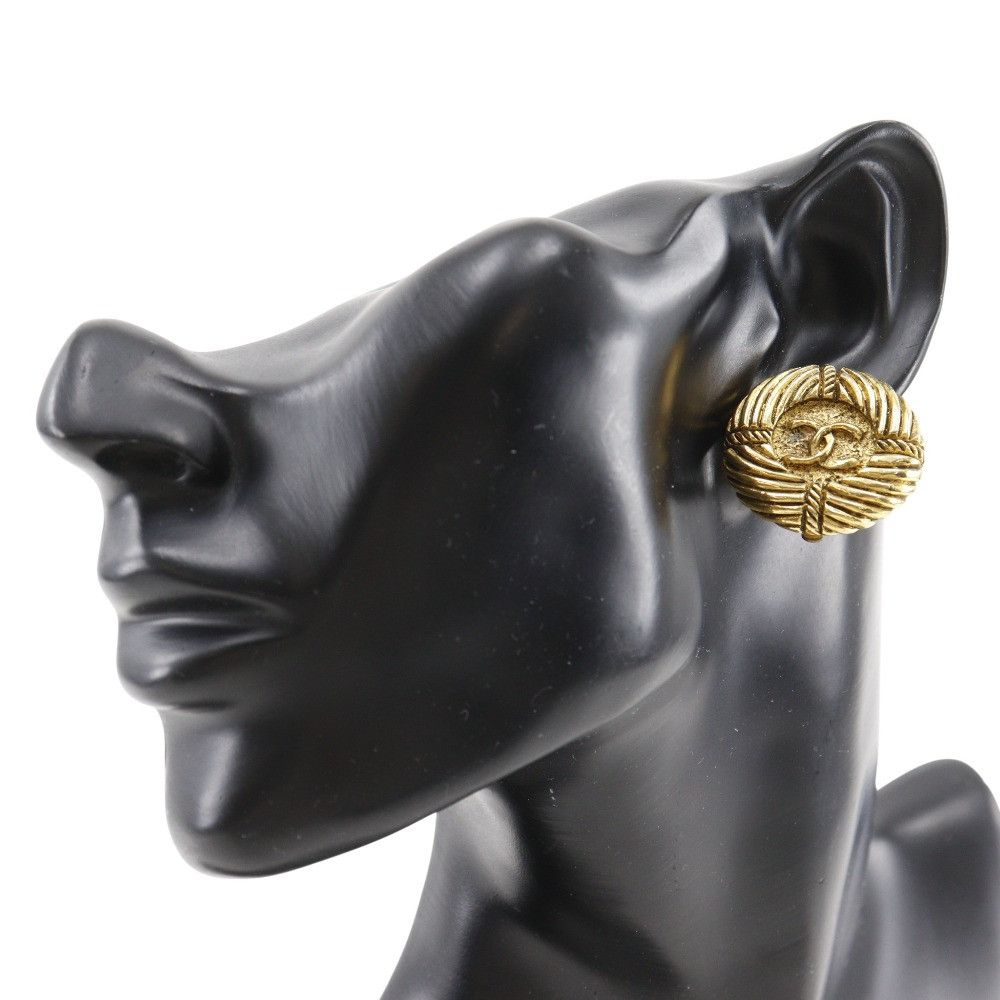 Chanel Chanel Chanel Coco Mark Earrings Metal Earrings DUTY FREE for USA Size ONE SIZE - 2 Thumbnail