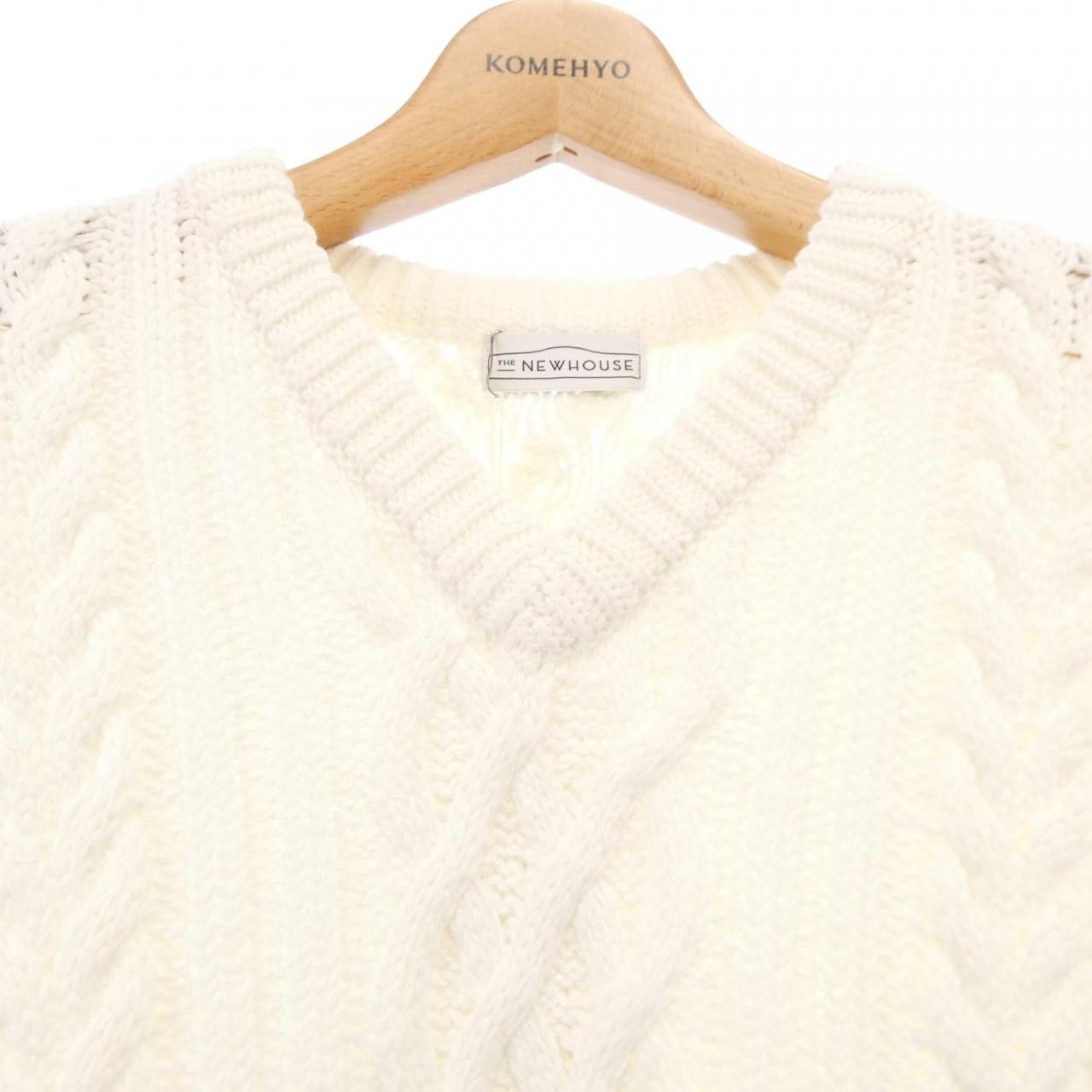 Other Other THE NEWHOUSE Vest Textile Tops DUTY FREE for USA Size ONE SIZE - 5 Thumbnail
