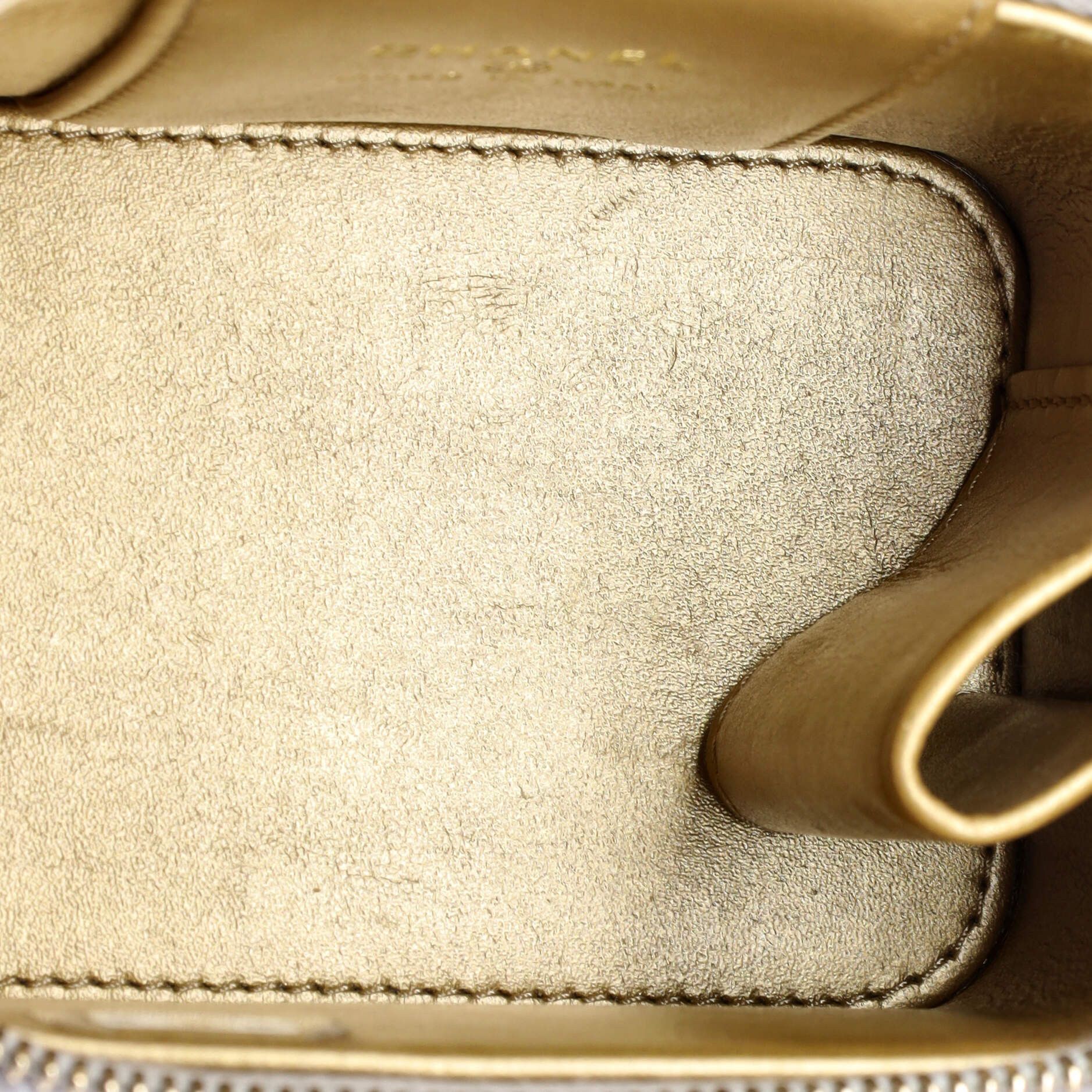 Chanel Pearl Crush Vanity Case with Chain Size ONE SIZE - 5 Thumbnail