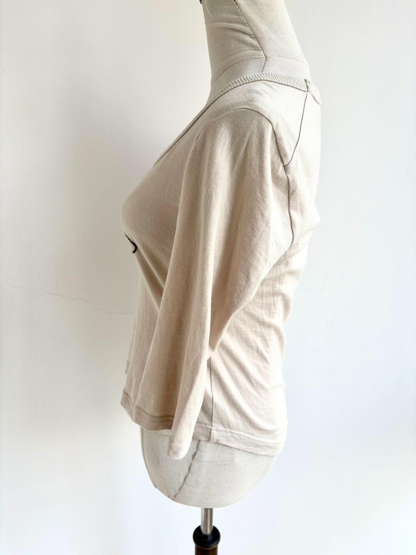 Vivienne Westwood Vivienne Westwood White Top with 3/4 Sleeves Size L / US 10 / IT 46 - 5 Thumbnail