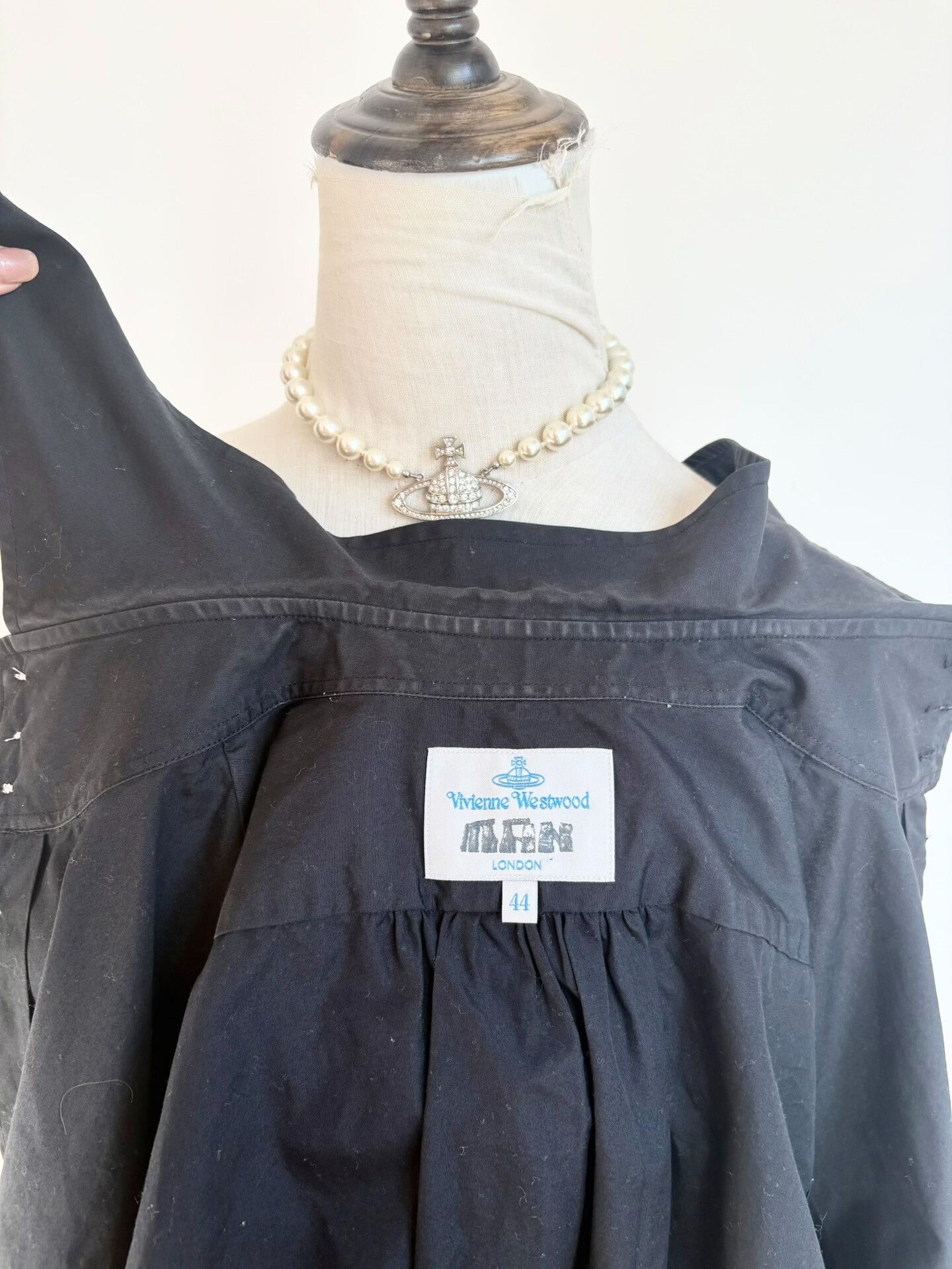 Vivienne Westwood Vivienne Westwood Black Button-Up Shirt Size M / US 6-8 / IT 42-44 - 9 Thumbnail