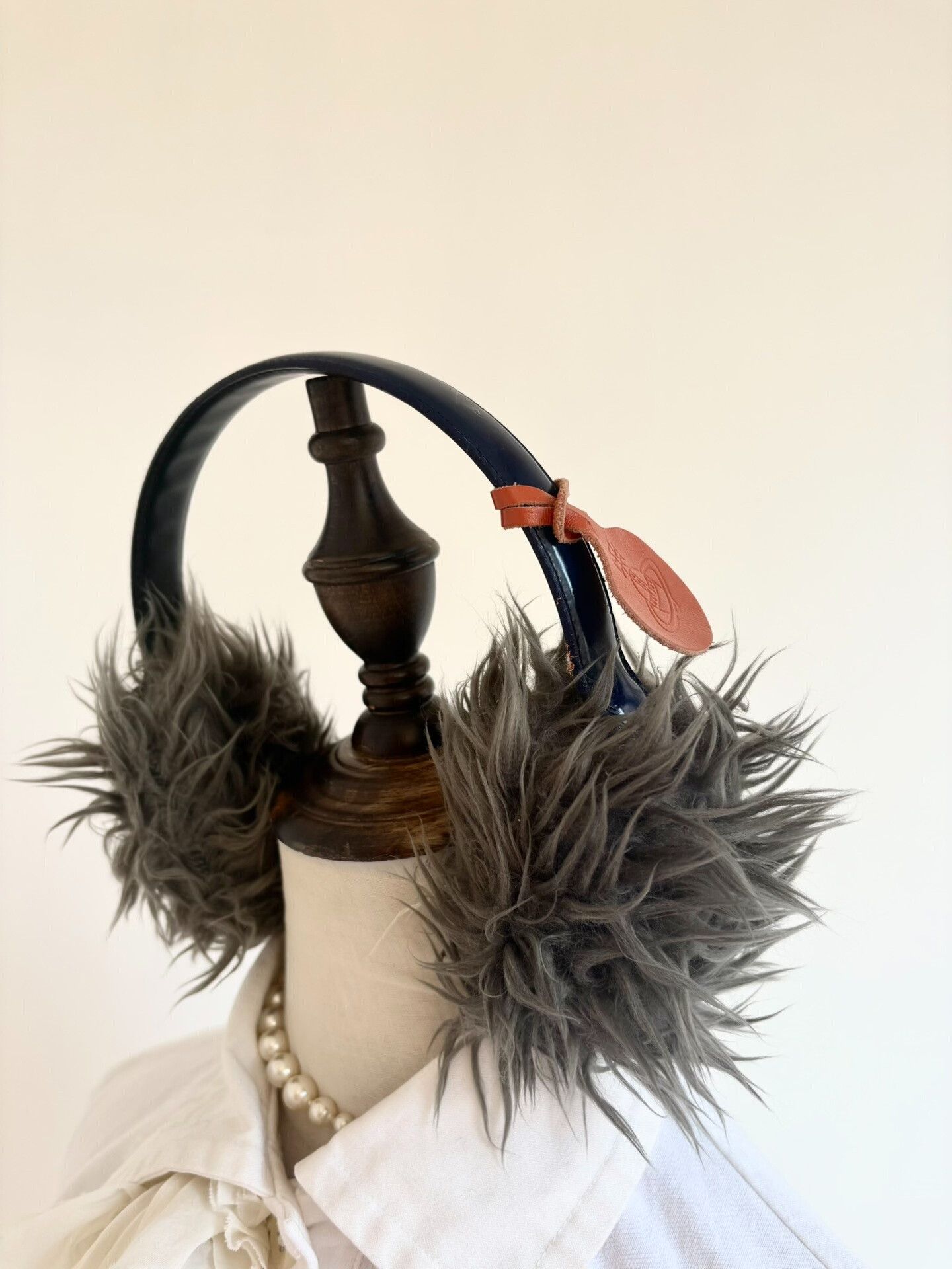 Vivienne Westwood Vivienne Westwood Gray Ear Muffs Size ONE SIZE - 3 Thumbnail