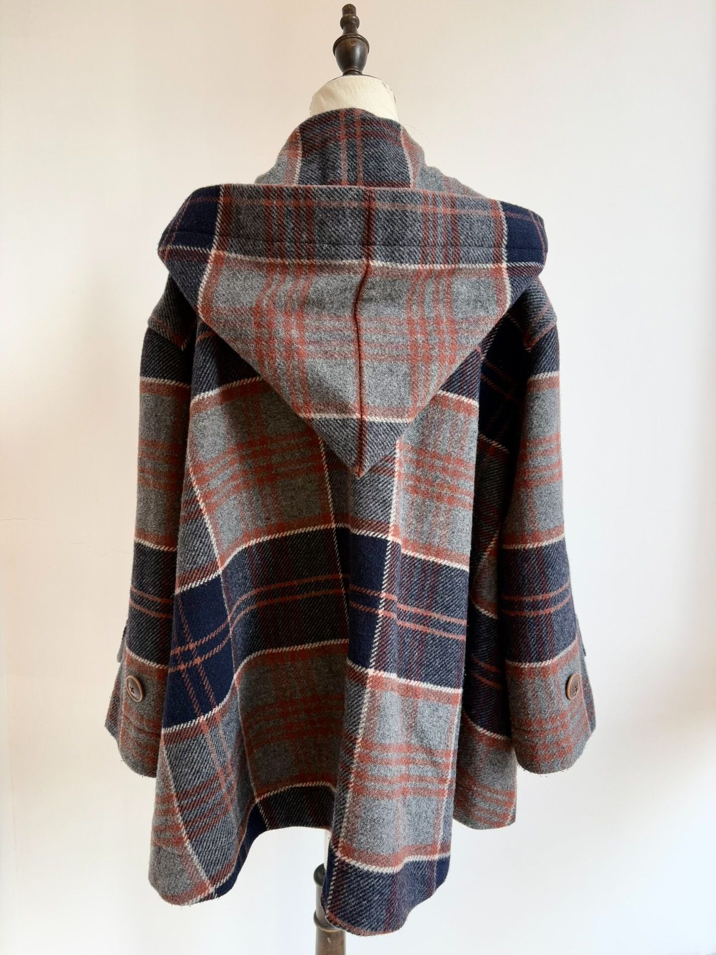 Vivienne Westwood Vintage Vivienne Westwood Hooded Cape Coat Size XS / US 0-2 / IT 36-38 - 5 Thumbnail