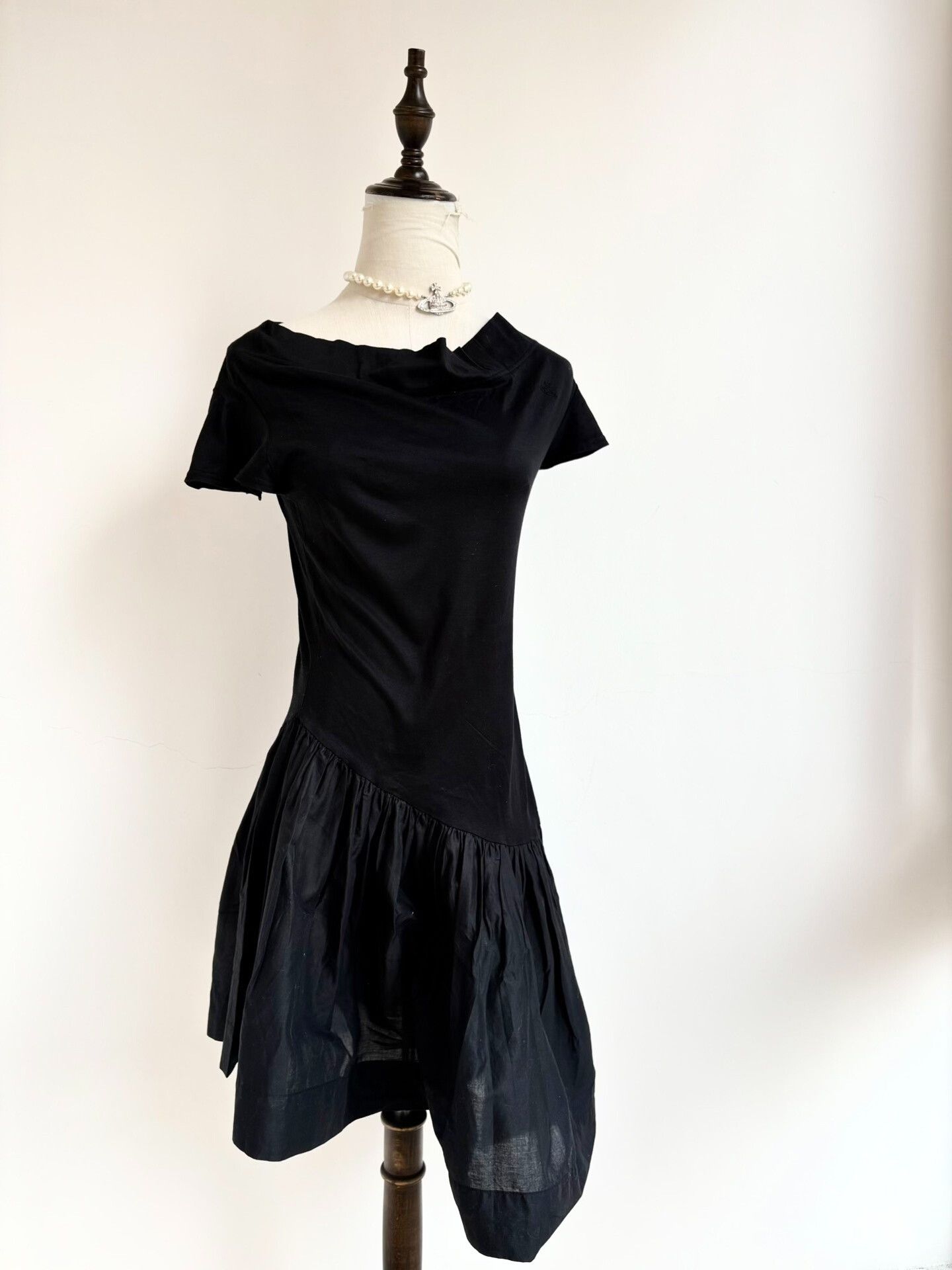 Vivienne Westwood Vivienne Westwood Black Irregular Dress Size M / US 6-8 / IT 42-44 - 2 Thumbnail