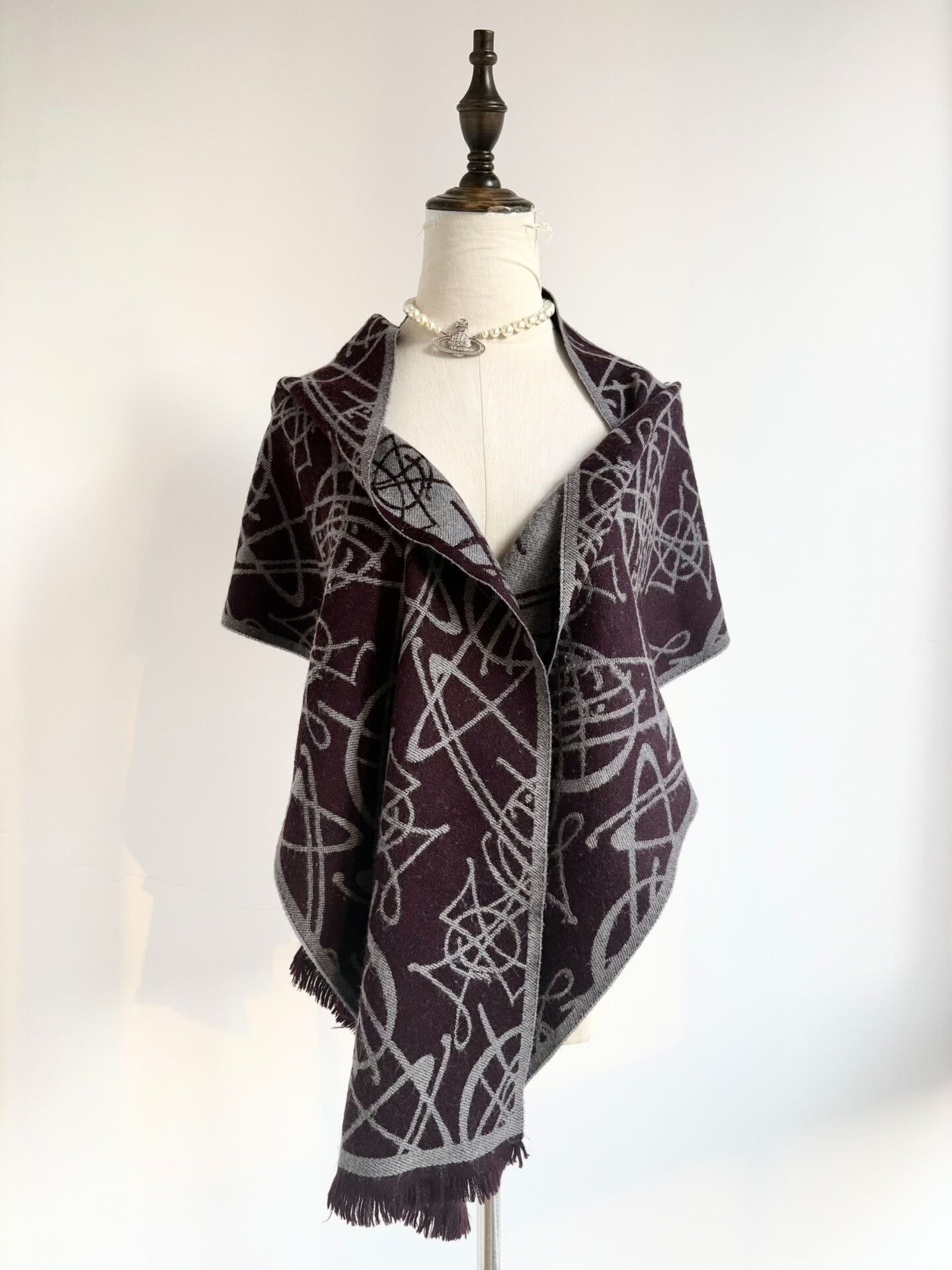 Vivienne Westwood Vivienne Westwood Gray Saturn Scarf Size ONE SIZE - 4 Thumbnail