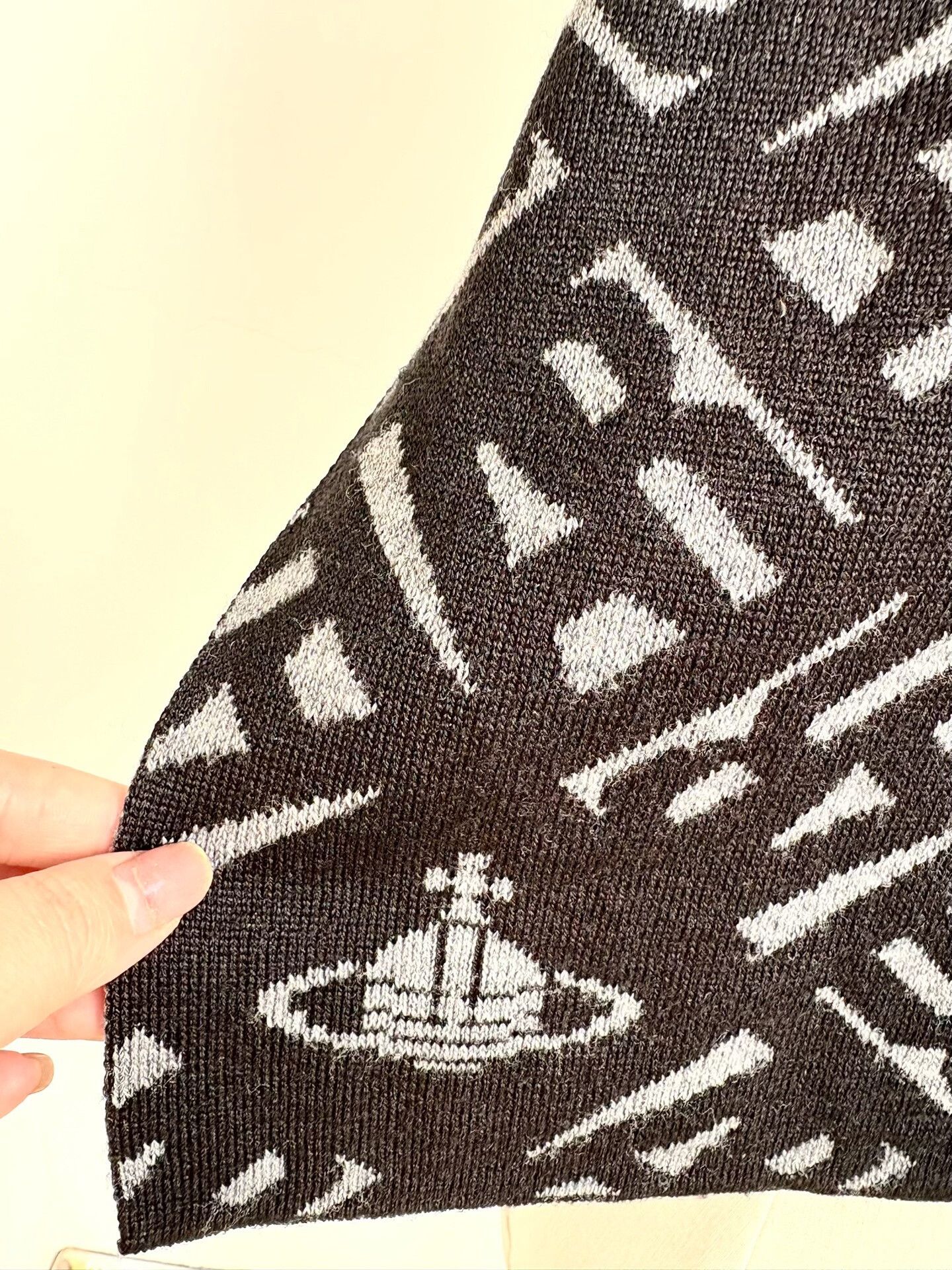 Vivienne Westwood Vivienne Westwood Black Gray Saturn Scarf Size ONE SIZE - 4 Thumbnail