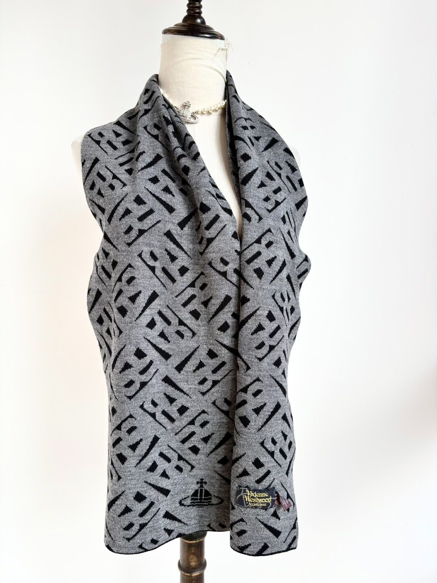 Vivienne Westwood Vivienne Westwood Black Gray Saturn Scarf Size ONE SIZE - 3 Thumbnail