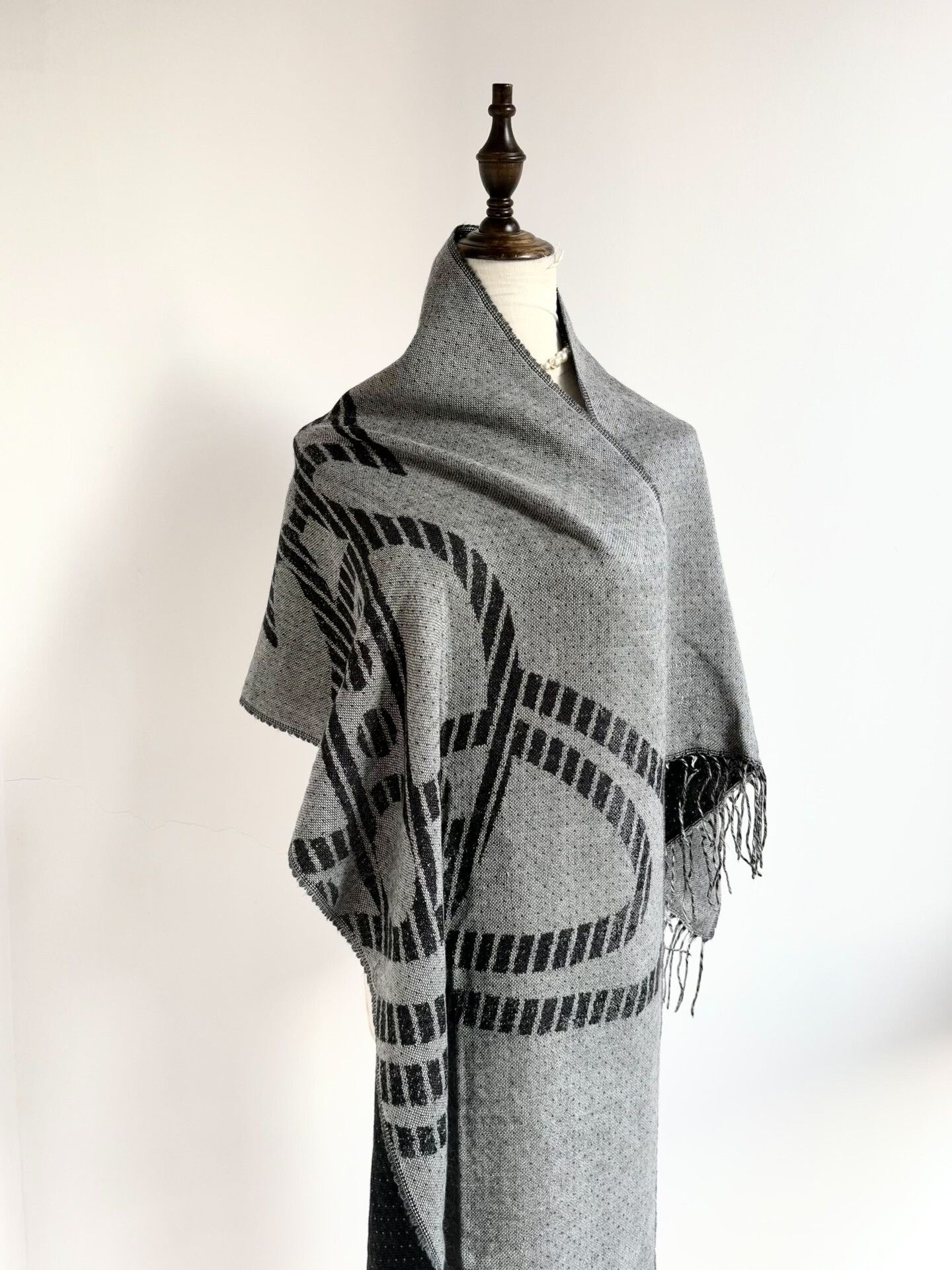 Vivienne Westwood Vivienne Westwood Black Gray Polka Dot Scarf Size ONE SIZE - 2 Thumbnail