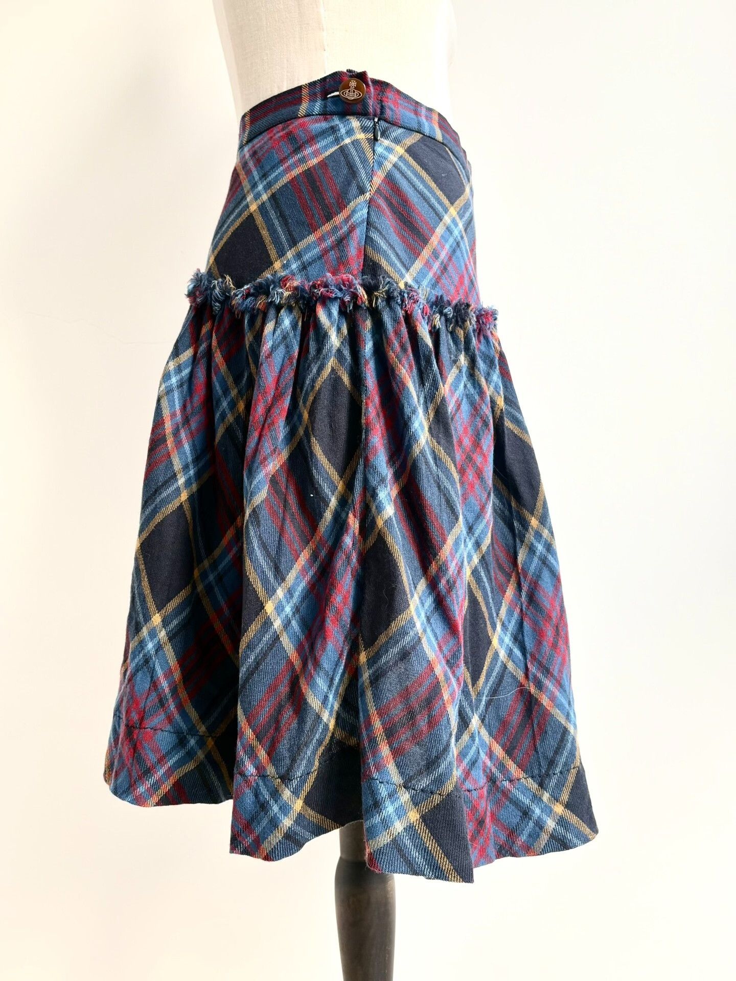 Vivienne Westwood Vivienne Westwood Plaid Skirt Red Label Size 25" / US 0 / IT 36 - 4 Thumbnail