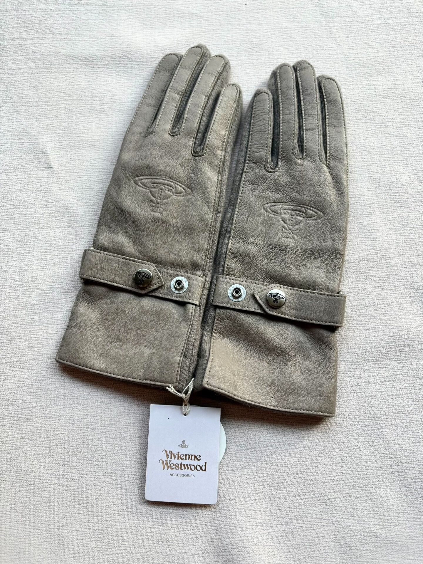 Vivienne Westwood Vivienne Westwood Gray Leather Gloves Size ONE SIZE - 2 Thumbnail
