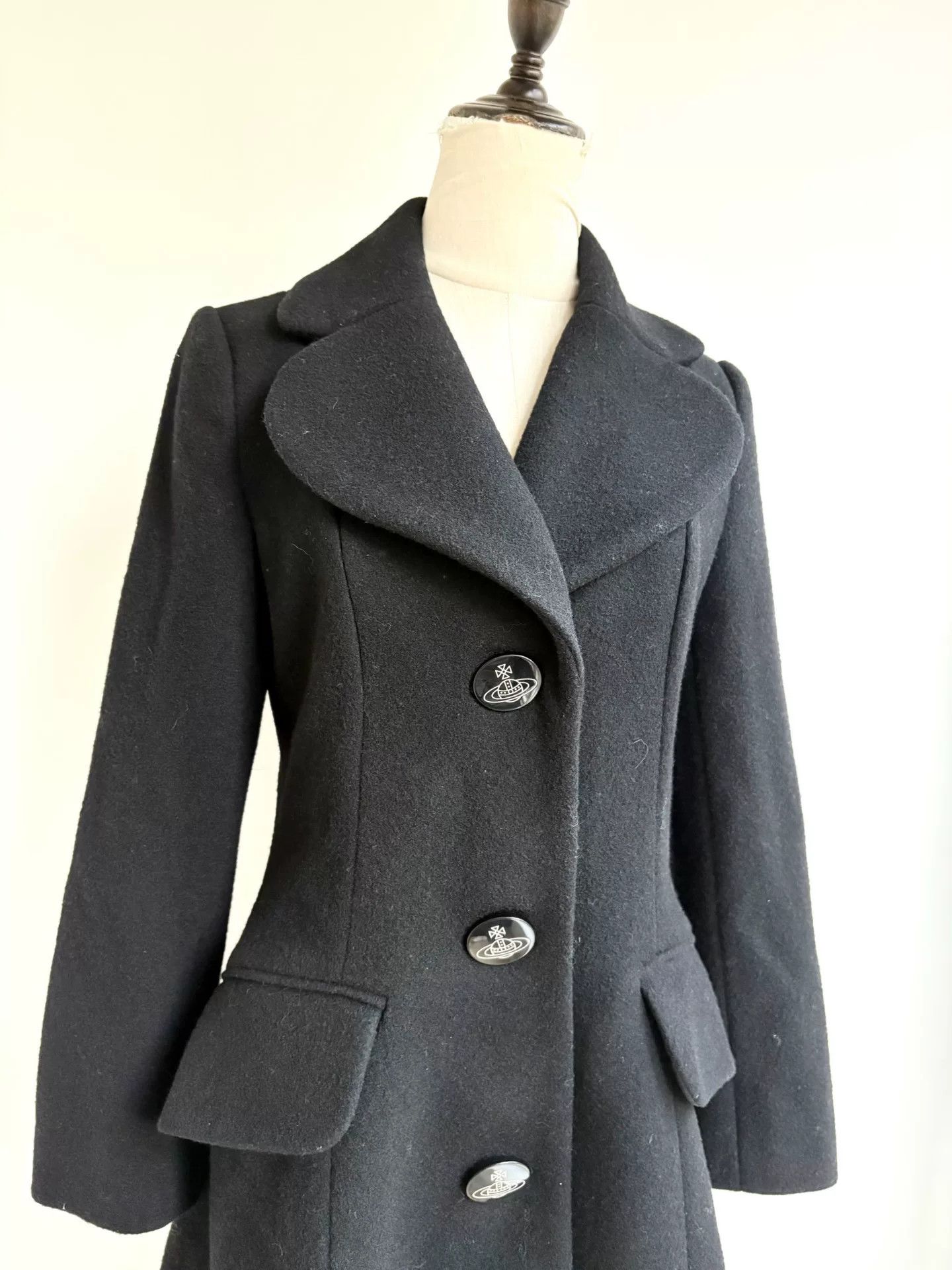 Vivienne Westwood Vivienne Westwood Vintage Black Coat Size S / US 4 / IT 40 - 2 Thumbnail