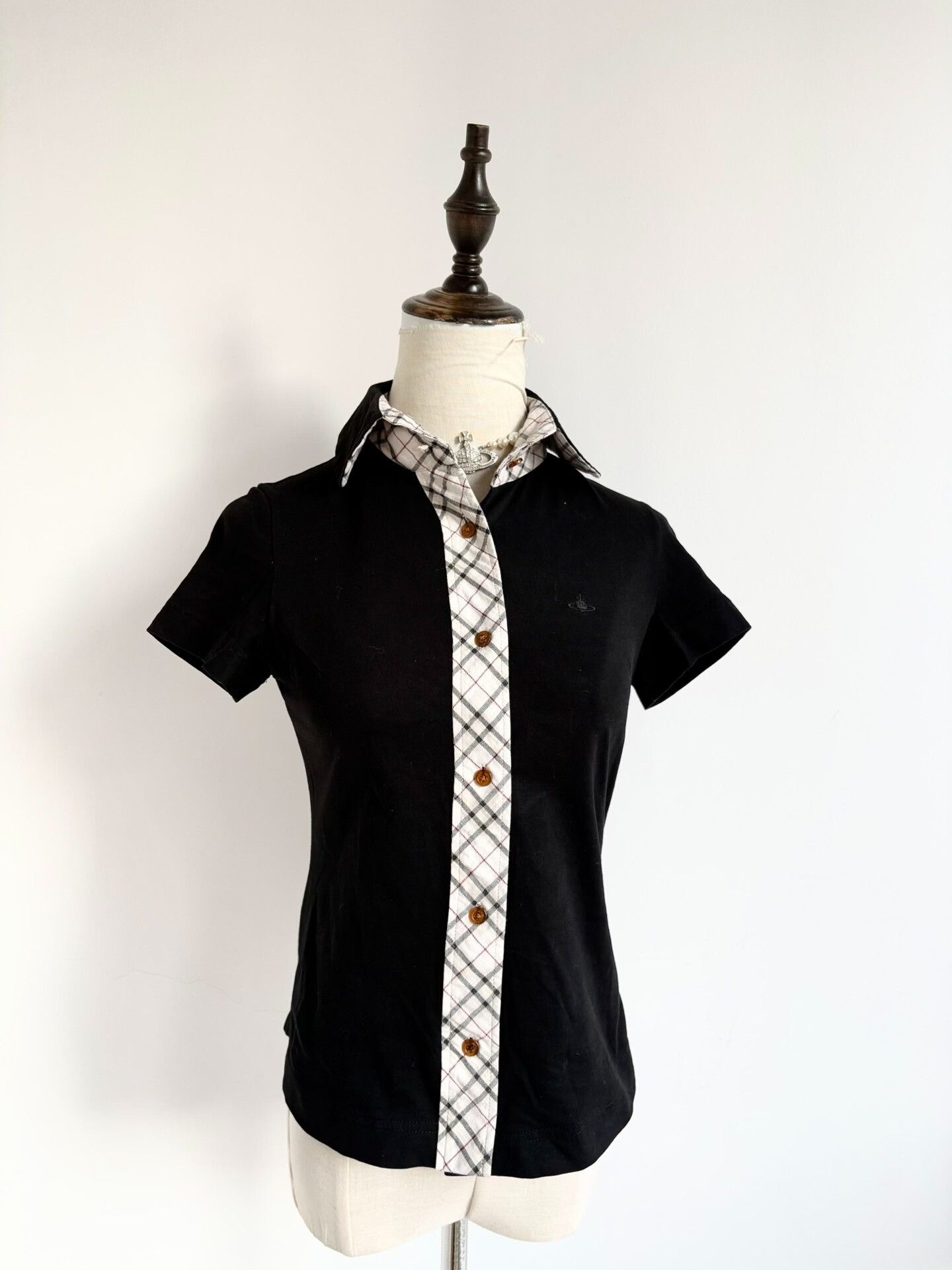 Vivienne Westwood Vivienne Westwood Black Short-Sleeve Shirt Size M / US 6-8 / IT 42-44 - 2 Thumbnail