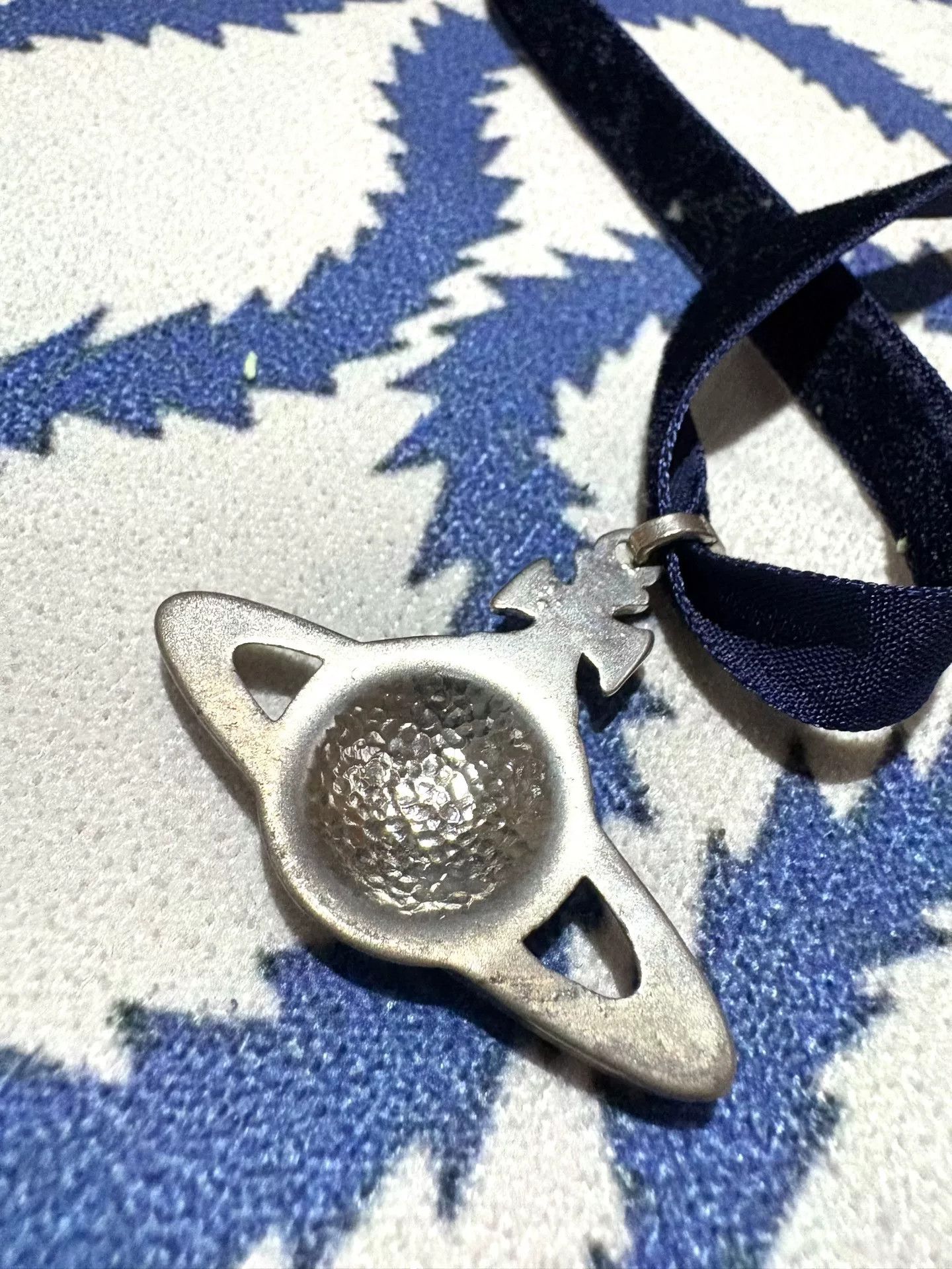 Vivienne Westwood Vivienne Westwood Silver Saturn Choker Necklace Size ONE SIZE - 4 Thumbnail