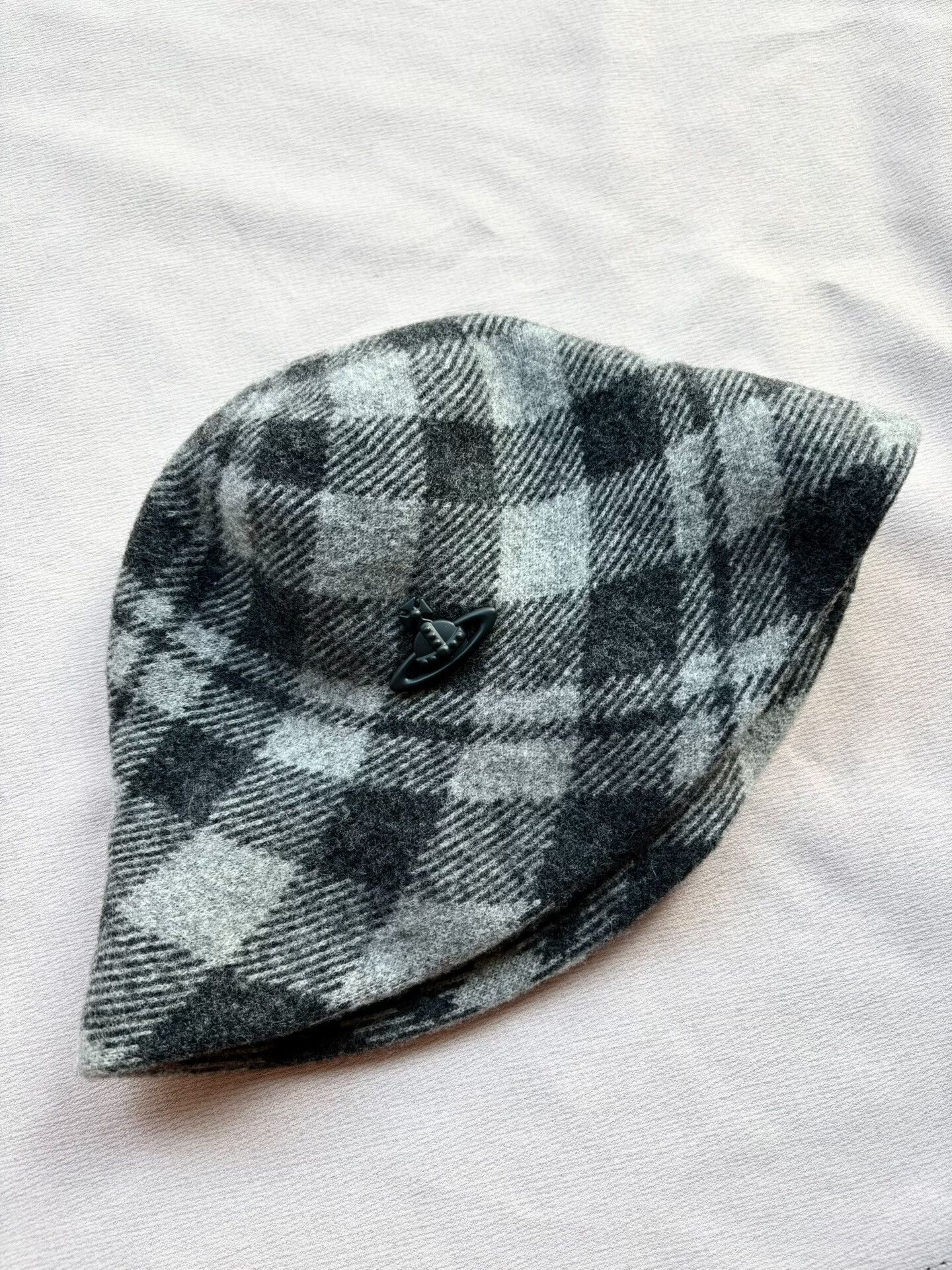 Vivienne Westwood Vivienne Westwood Saturn Fisherman Hat Size ONE SIZE - 2 Thumbnail