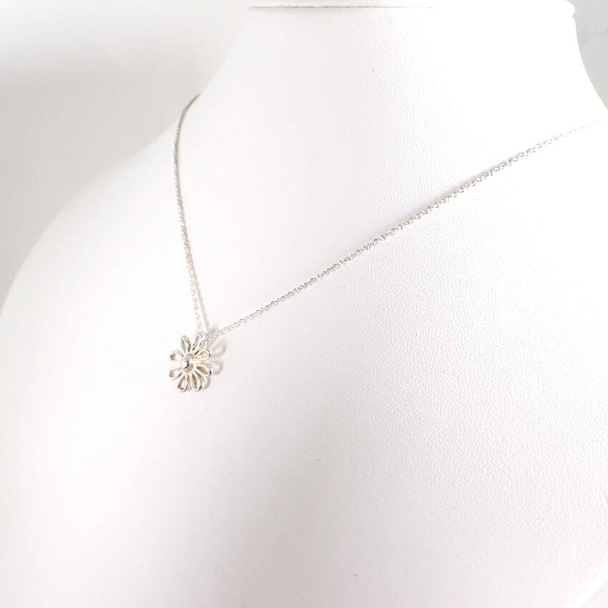 Tiffany & Co. TIFFANY 925 Daisy Pendant Necklace Size ONE SIZE - 4 Thumbnail