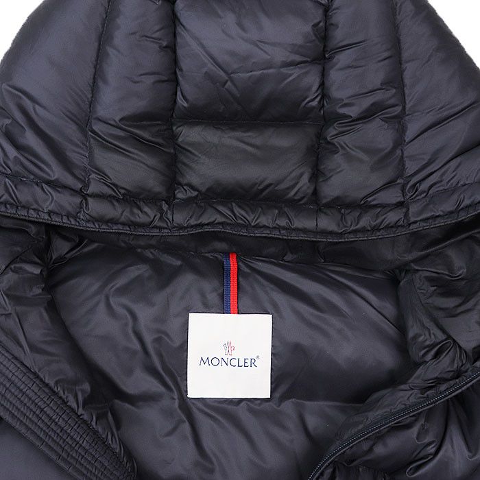 Moncler Moncler Moncler SASSIERE GIUBOTTO 100% Nylon Down Jacket Textile Outerwear SASSIERE GIUBOTTO DUTY FREE for USA Size ONE SIZE - 2 Thumbnail