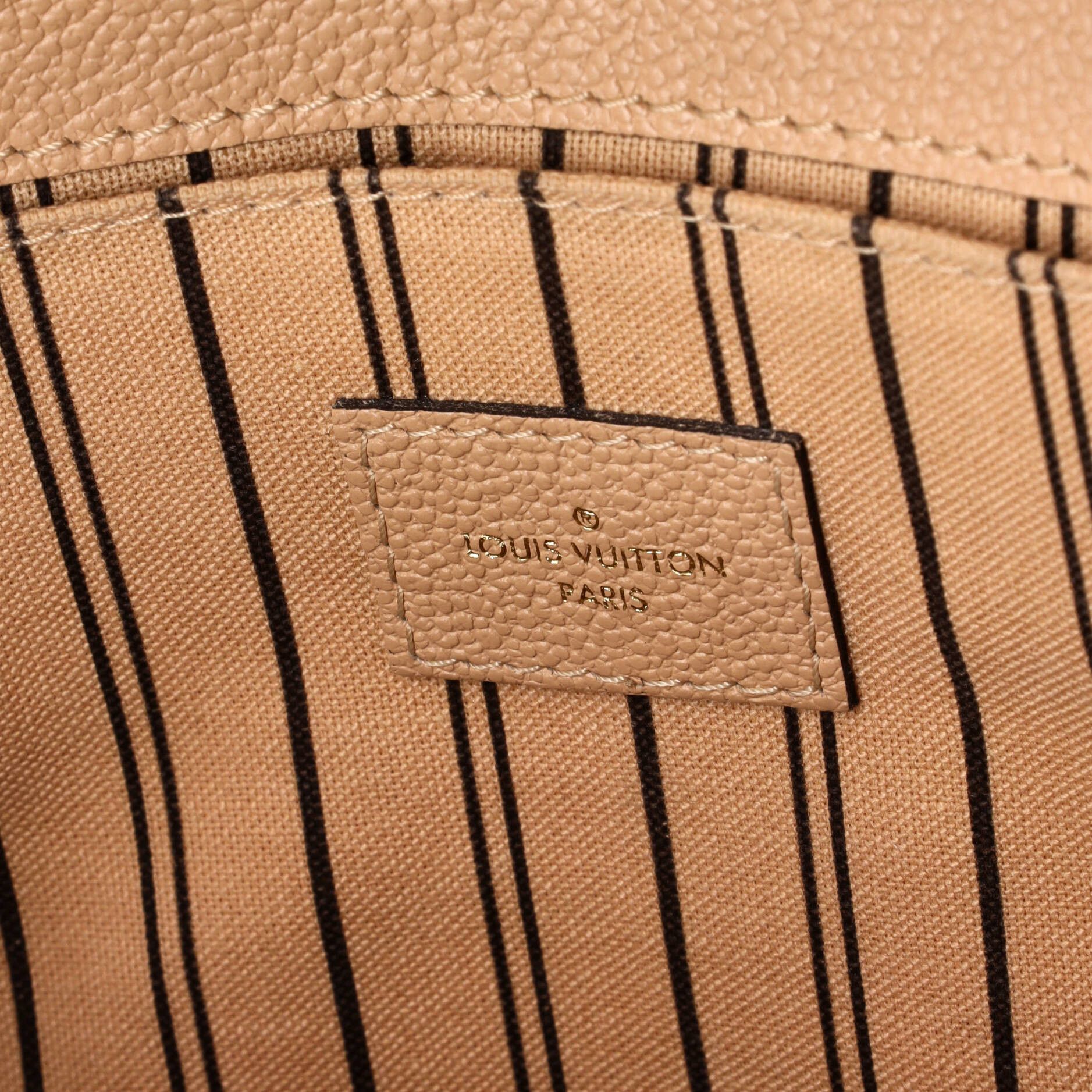 Louis Vuitton Pochette Metis Size ONE SIZE - 6 Thumbnail