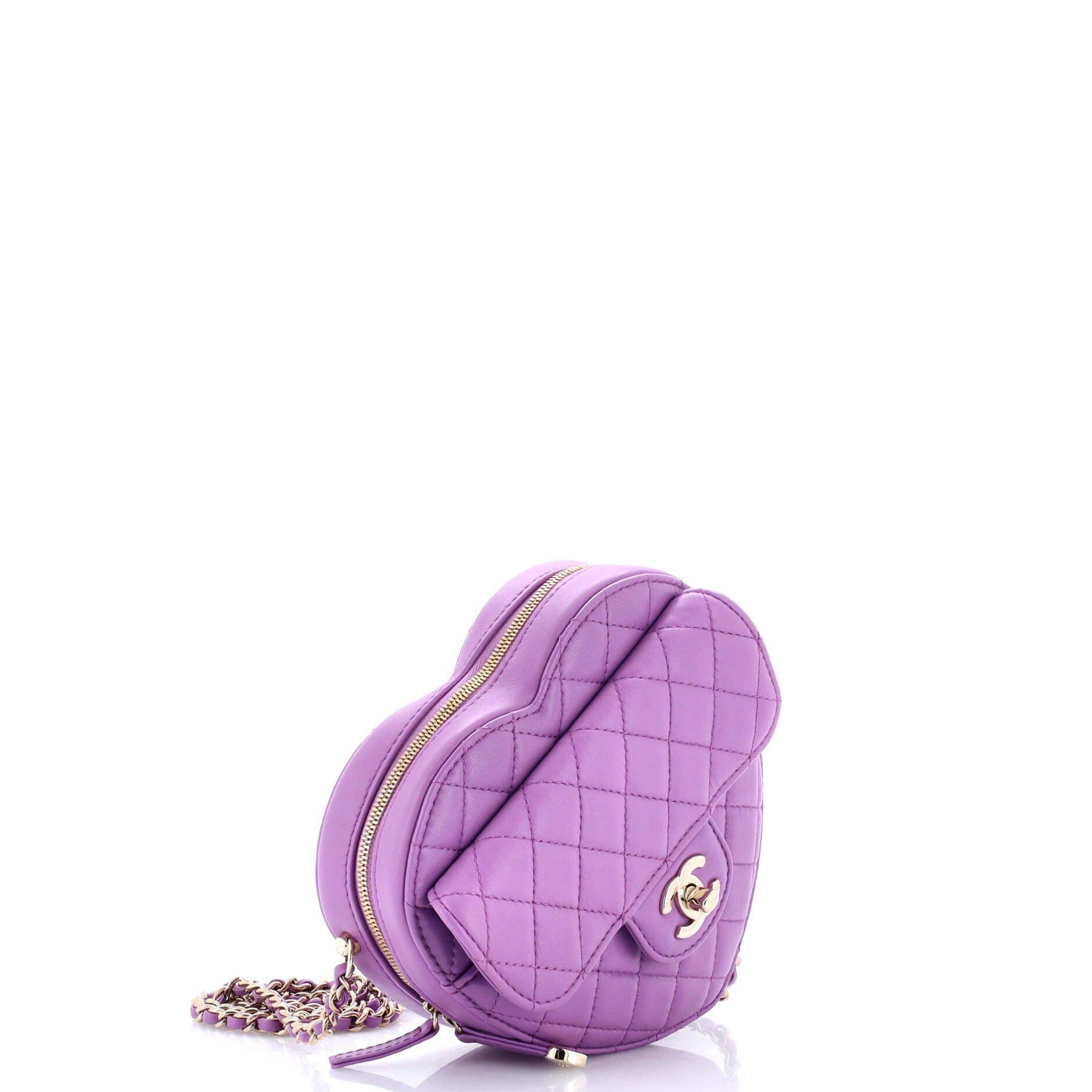 Chanel CC in Love Heart Bag Size ONE SIZE - 2 Thumbnail