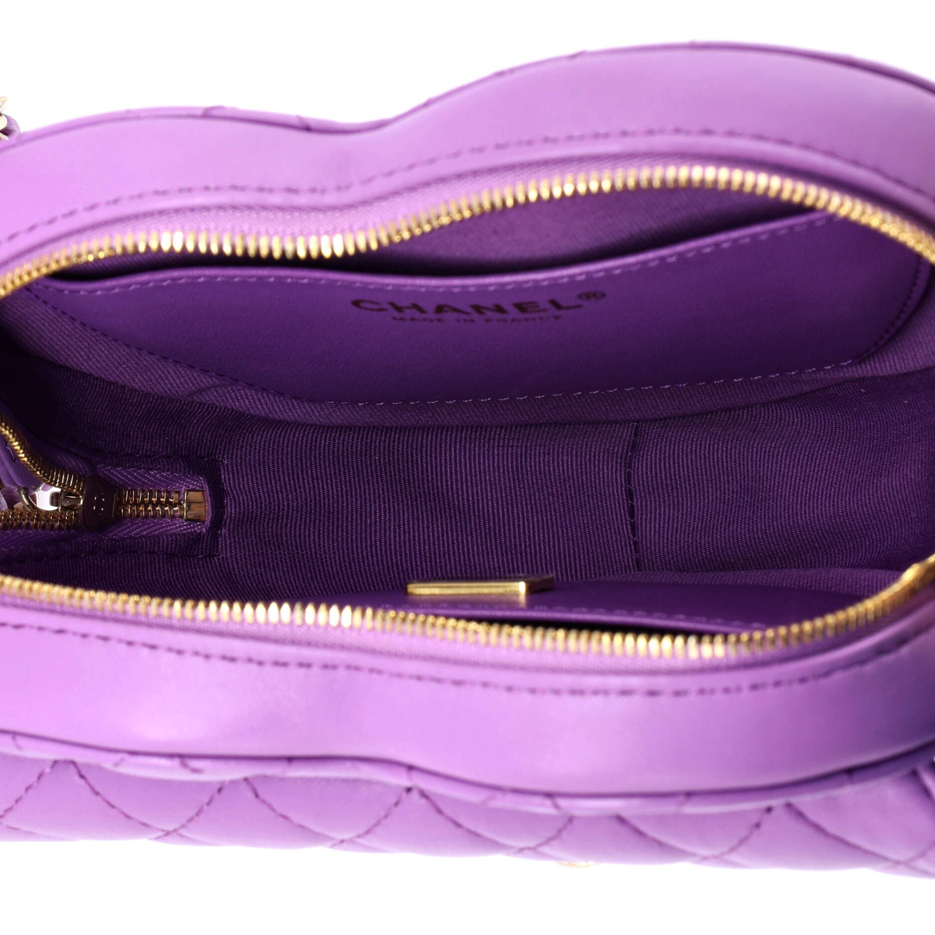 Chanel CC in Love Heart Bag Size ONE SIZE - 5 Thumbnail