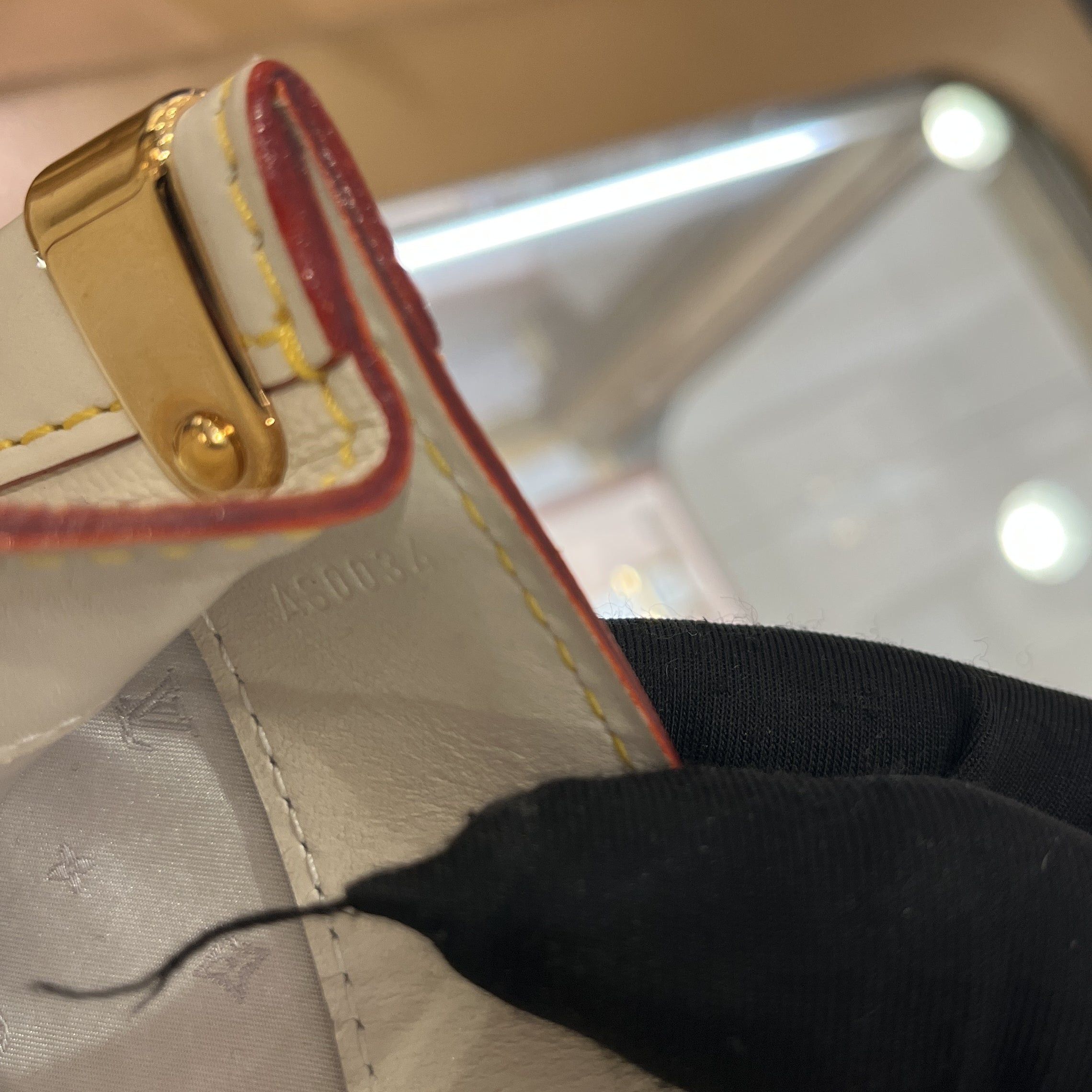 Louis Vuitton Suhali Le Fabuleux Handbag Size ONE SIZE - 8 Thumbnail