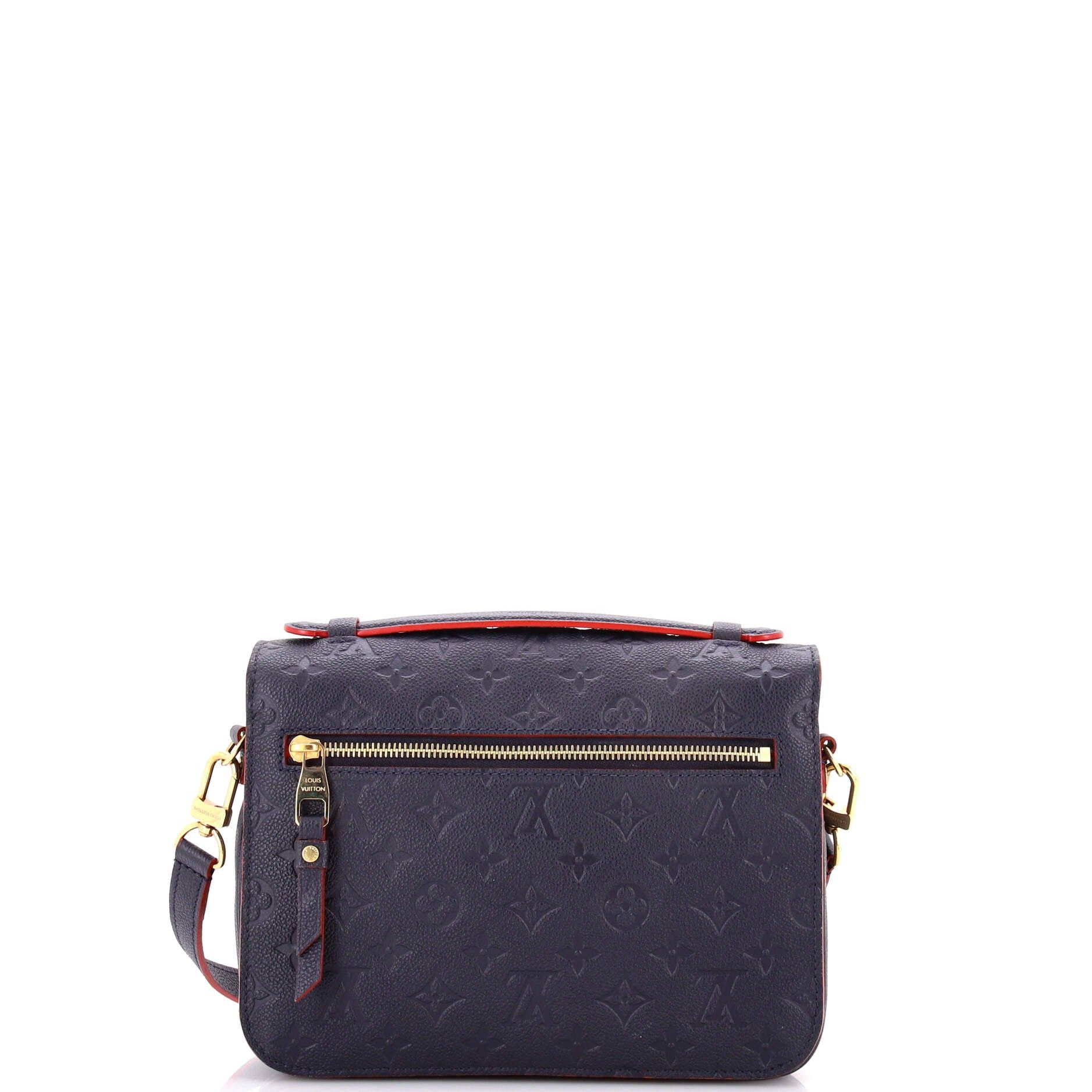 Louis Vuitton Pochette Metis Size ONE SIZE - 3 Thumbnail