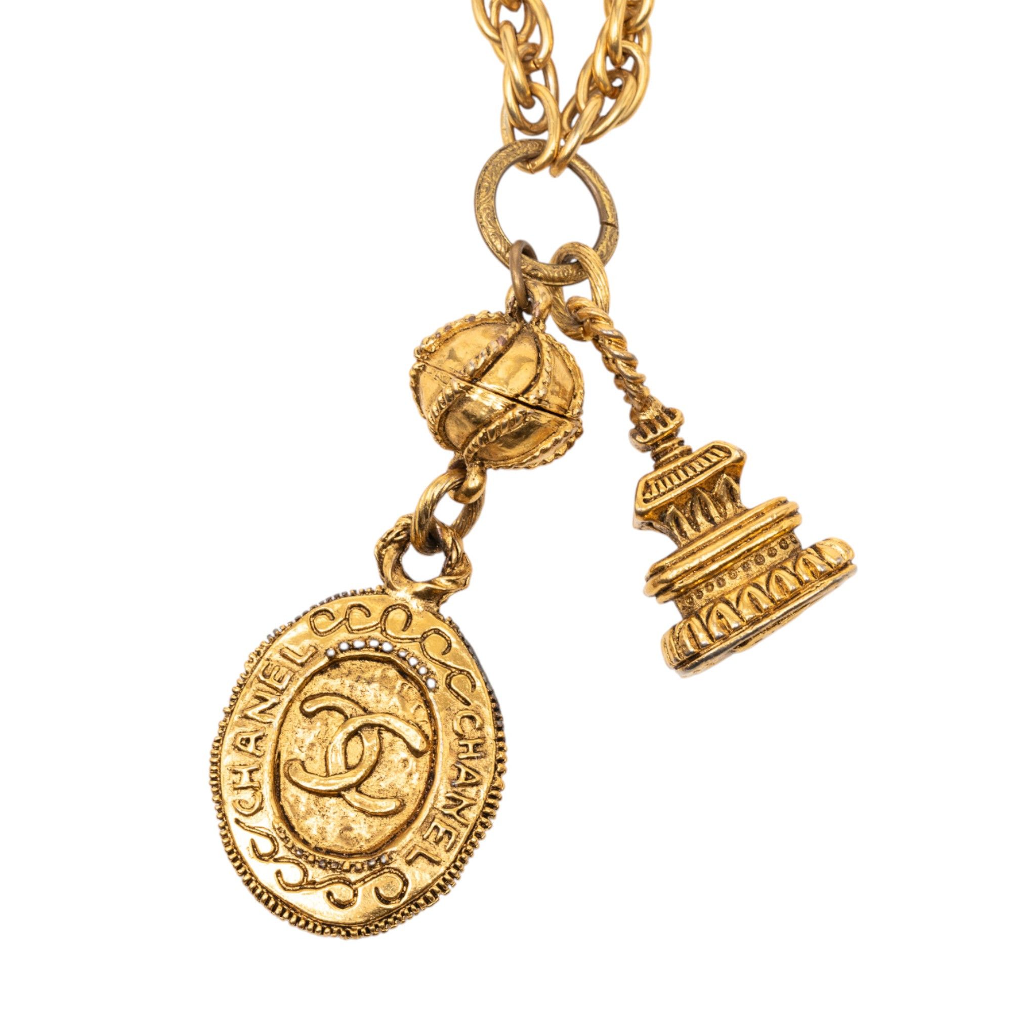 Chanel Chanel CC Gold Plated Medallion and Pagoda Pendant Necklace Size ONE SIZE - 3 Thumbnail
