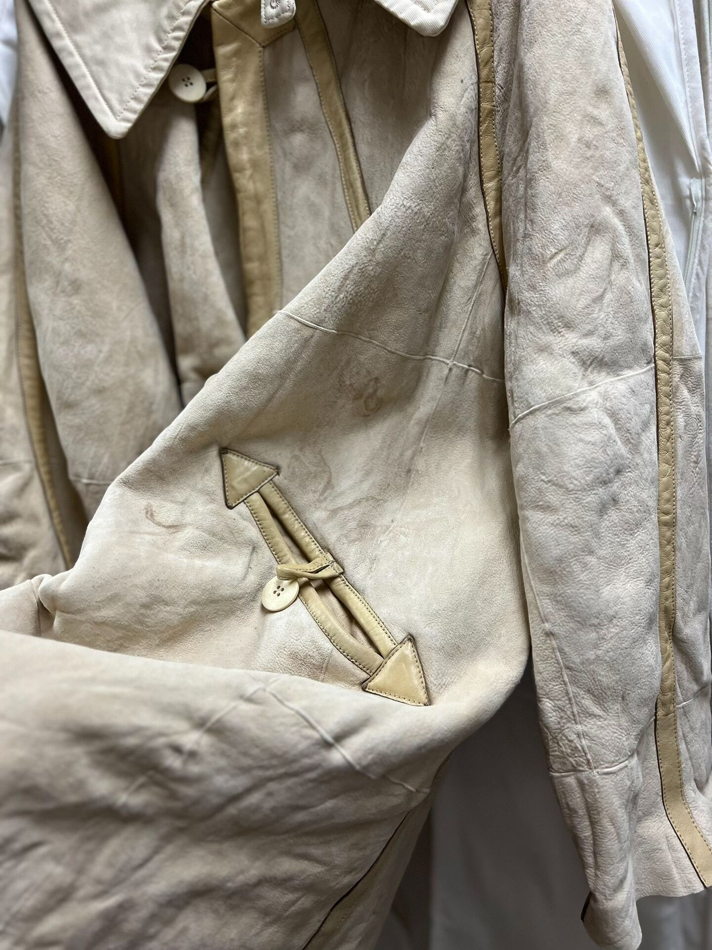 Visvim VISVIM Sheepskin Coat in Ivory Size US M / EU 48-50 / 2 - 5 Thumbnail
