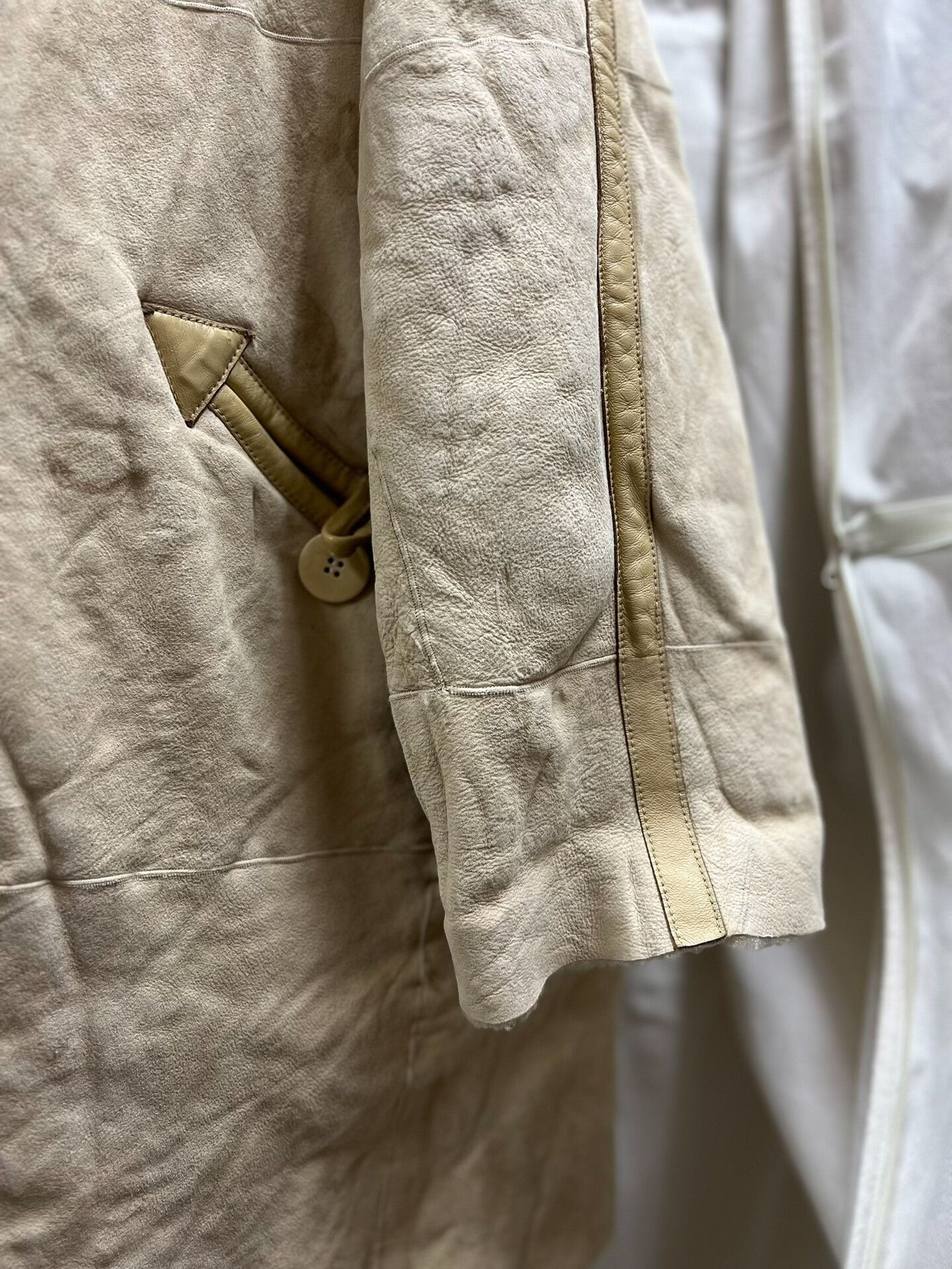 Visvim VISVIM Sheepskin Coat in Ivory Size US M / EU 48-50 / 2 - 2 Thumbnail