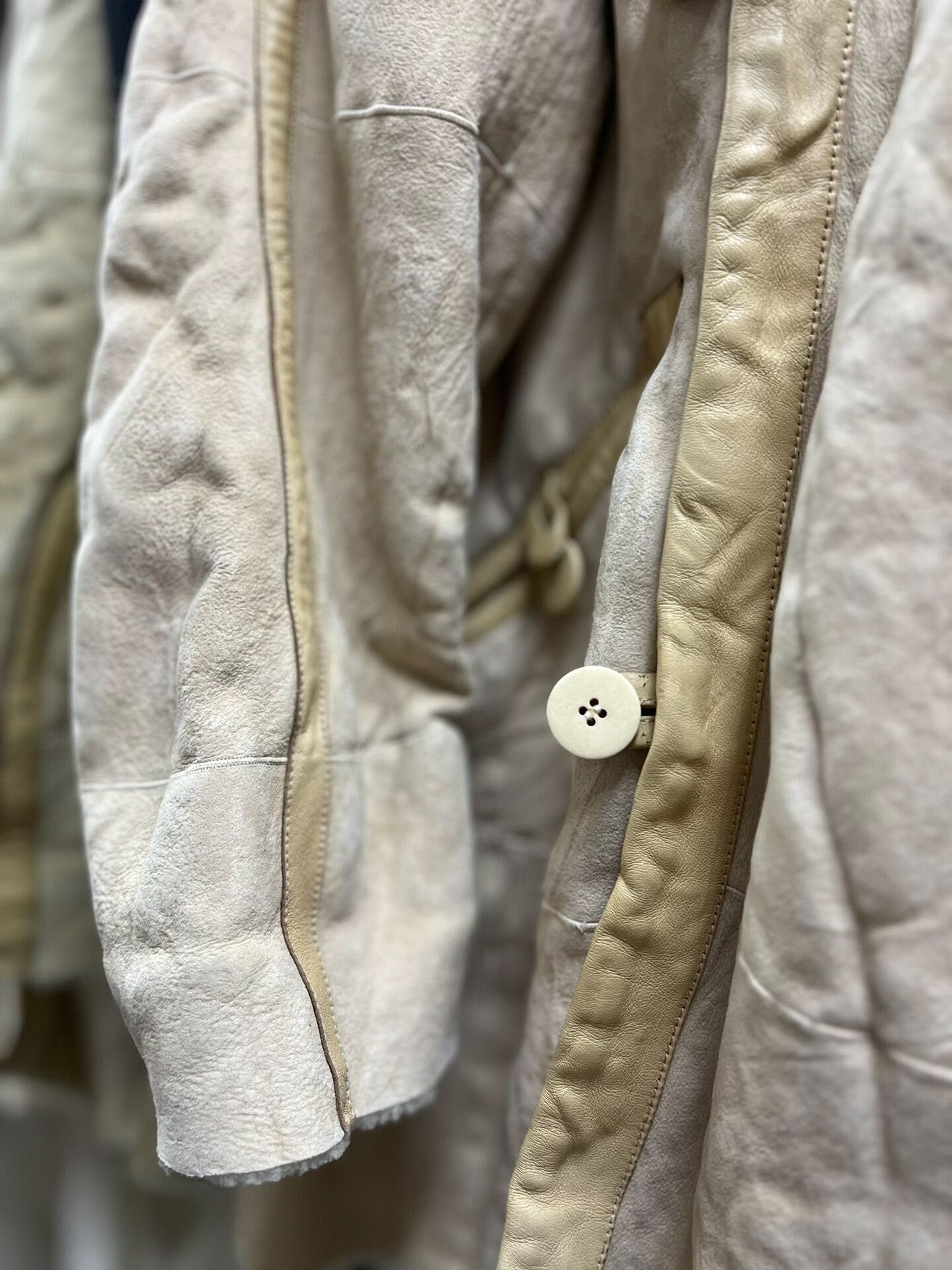 Visvim VISVIM Sheepskin Coat in Ivory Size US M / EU 48-50 / 2 - 3 Thumbnail