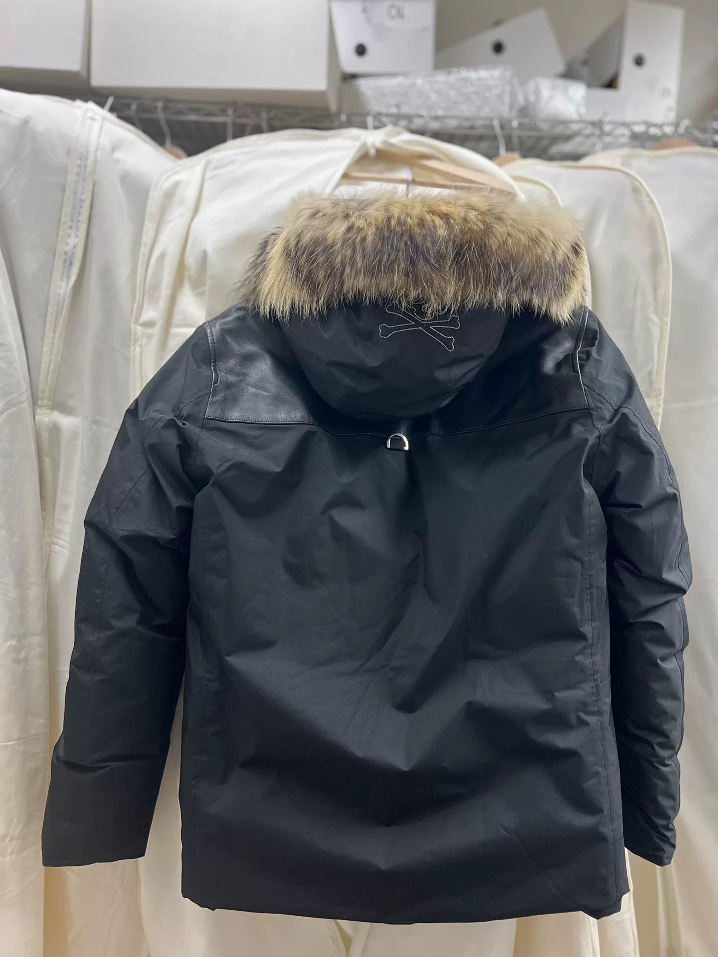 Mastermind Japan MASTERMIND JAPAN Down Jacket with Fur Collar Size US L / EU 52-54 / 3 - 2 Thumbnail