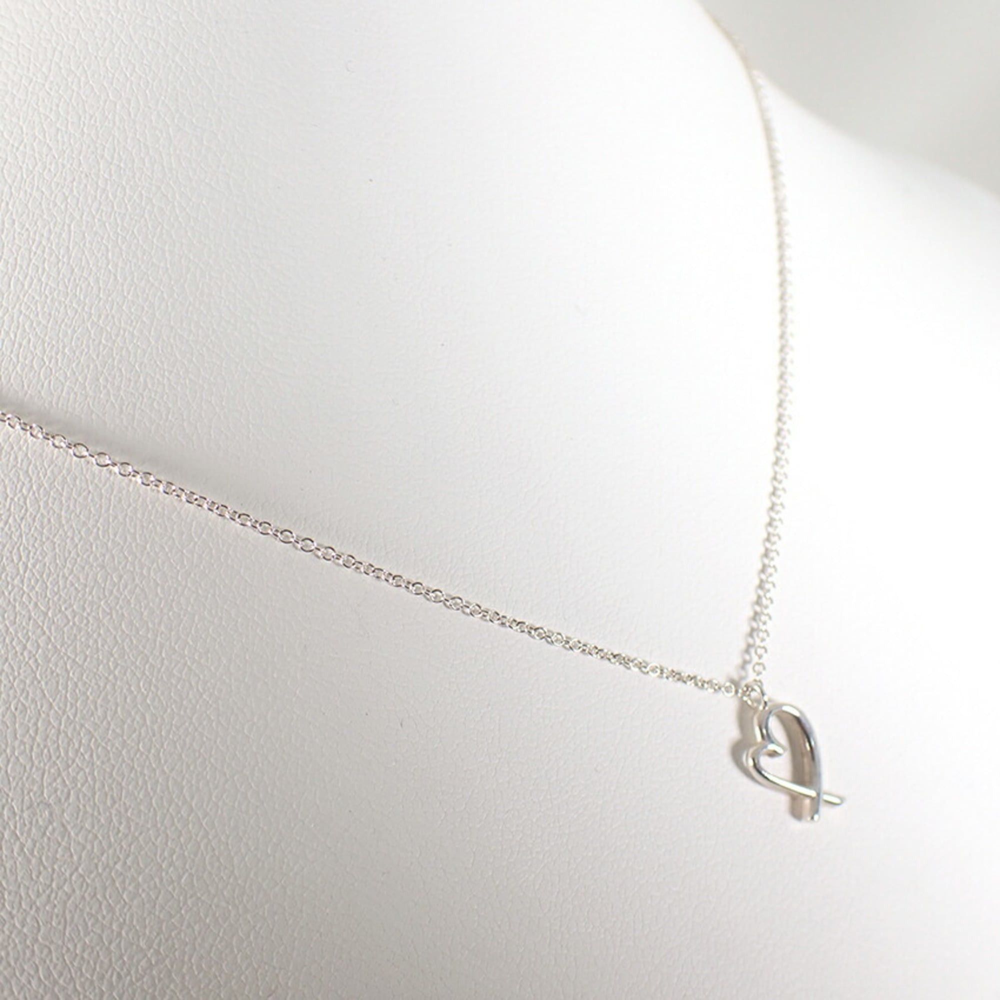 Tiffany & Co. TIFFANY 925 Loving Heart Pendant Necklace Size ONE SIZE - 4 Thumbnail