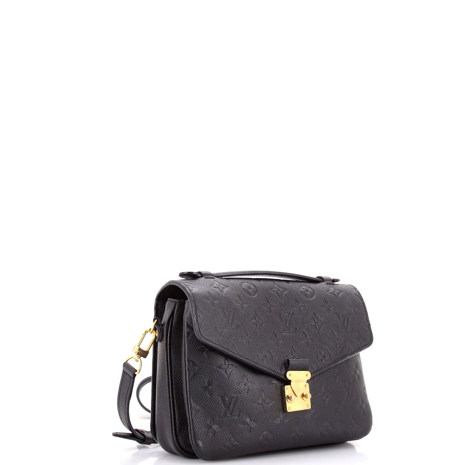 Louis Vuitton Pochette Metis Size ONE SIZE - 2 Thumbnail