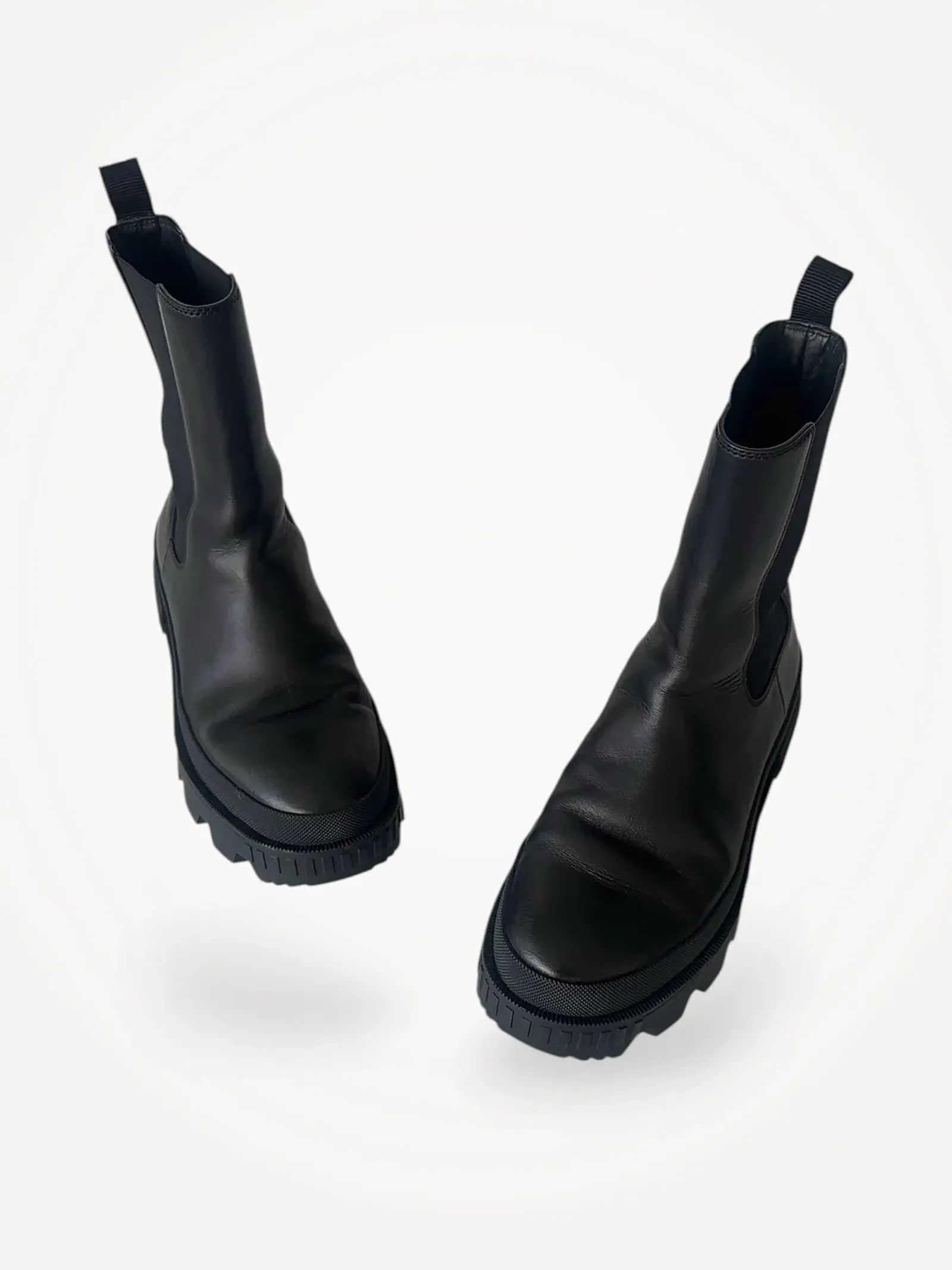 Moncler Moncler Coralyne Boots Size US 10 / IT 40 - 2 Thumbnail