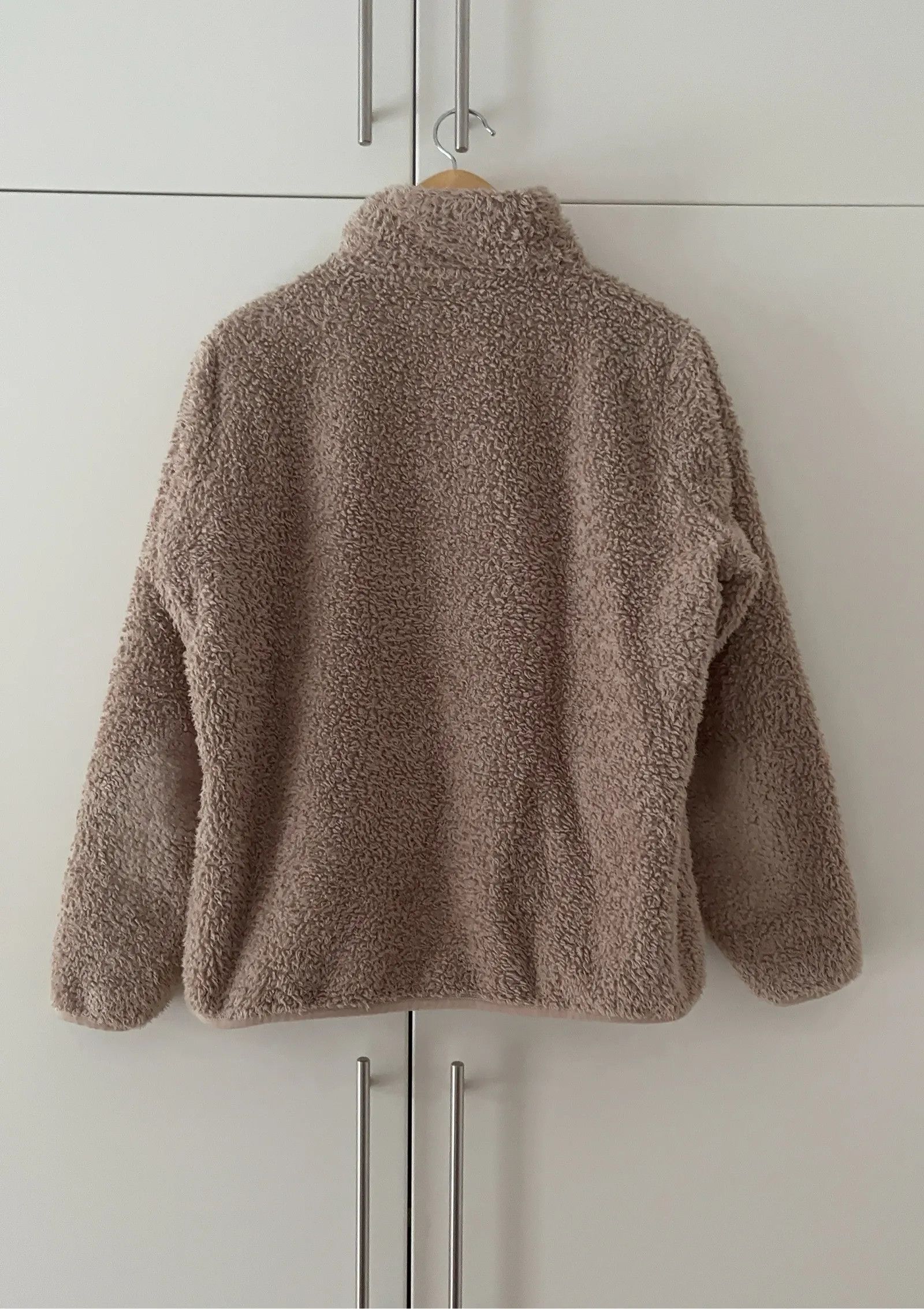 Uniqlo Uniqlo Sweater Size M / US 6-8 / IT 42-44 - 4 Thumbnail