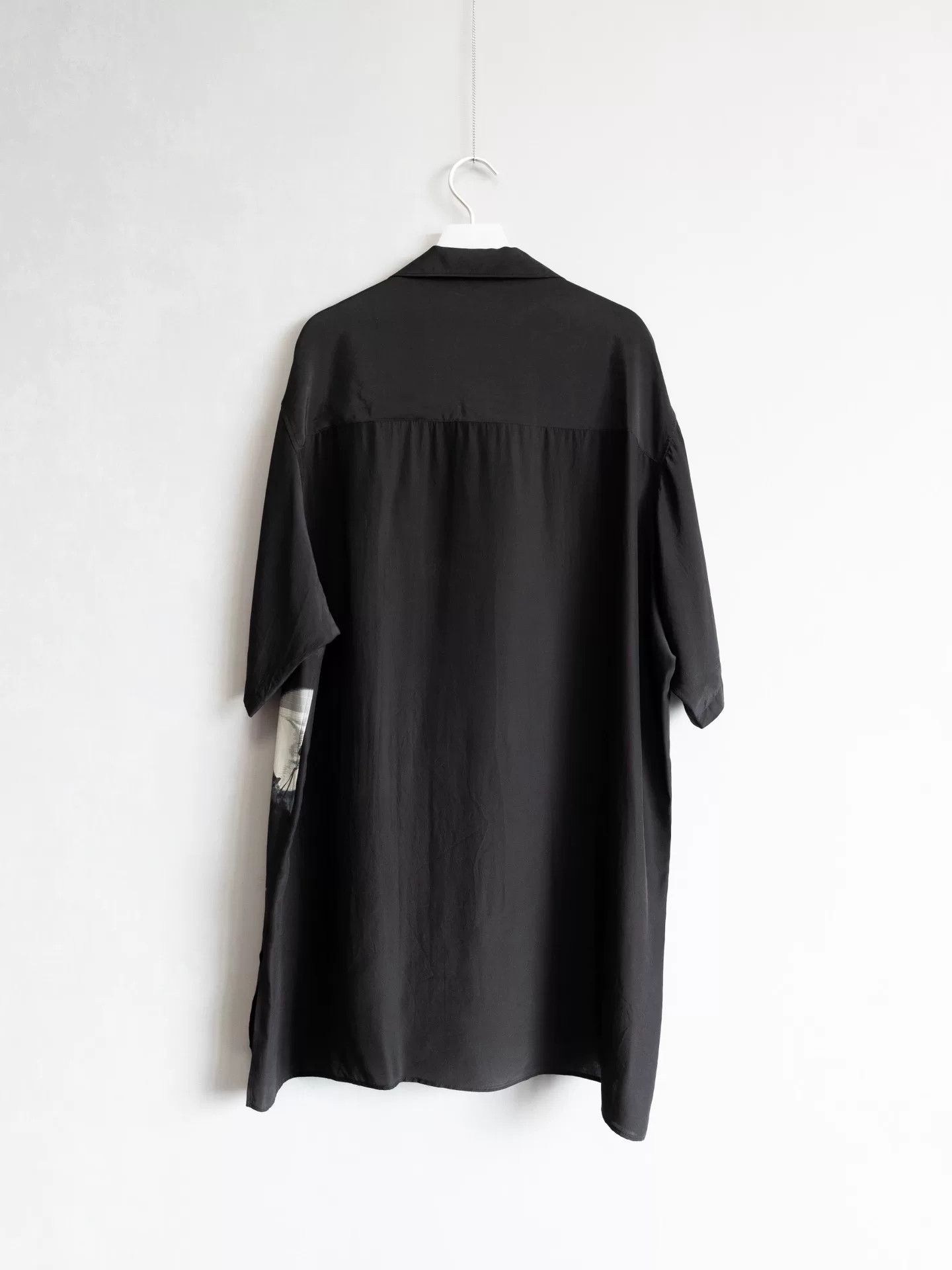 Yohji Yamamoto Yohji Yamamoto Silk Shirt with Graphic Design Size M / US 6-8 / IT 42-44 - 2 Thumbnail