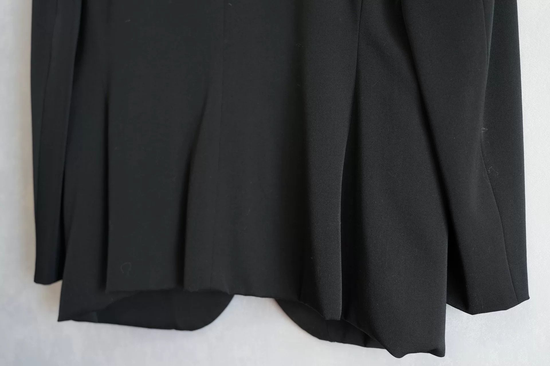 Yohji Yamamoto Yohji Yamamoto Black Jacket with Unique Details Size US M / EU 48-50 / 2 - 5 Thumbnail