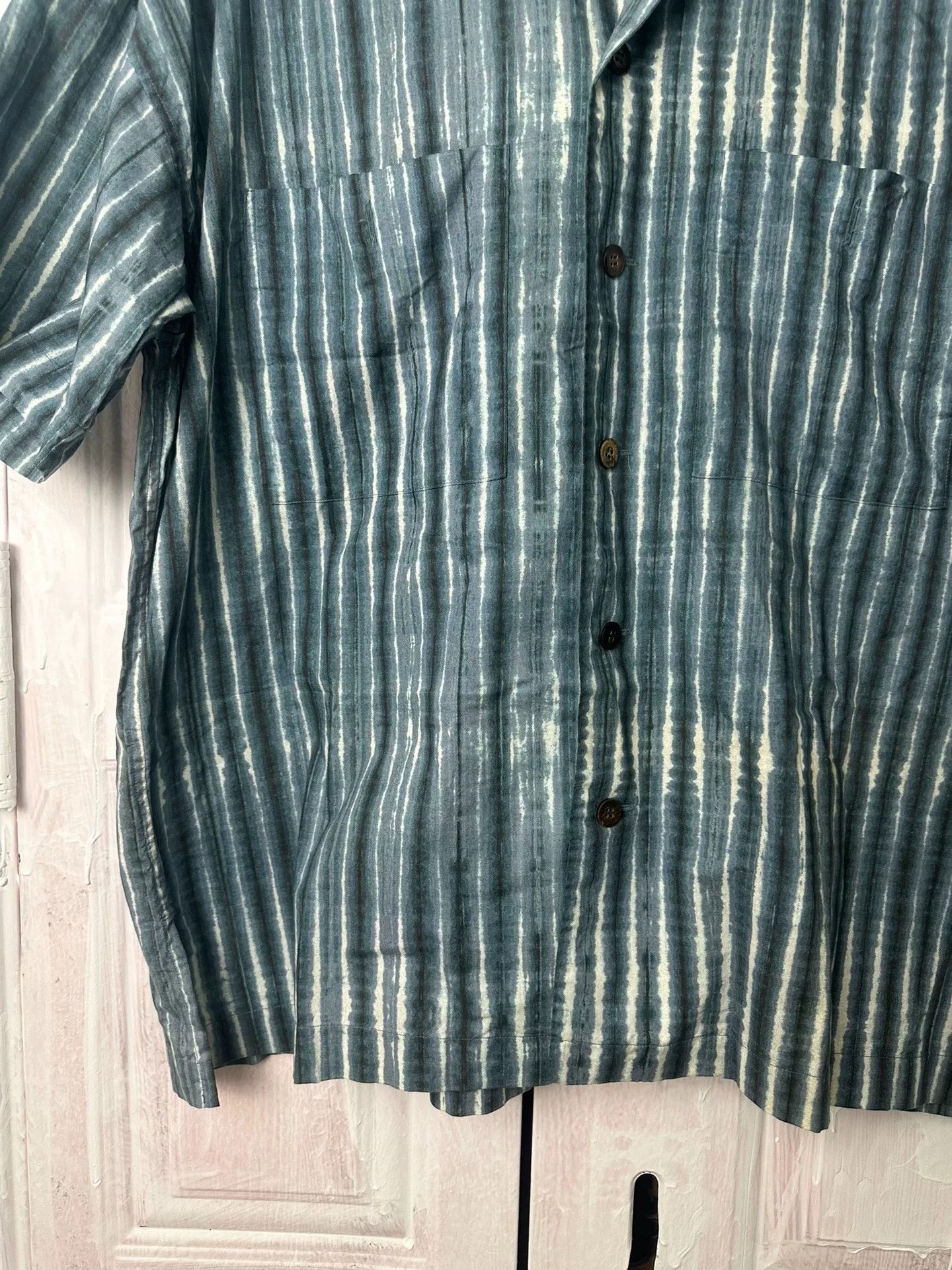 Issey Miyake Issey Miyake Men Tie-Dye Short Sleeve Shirt Size US L / EU 52-54 / 3 - 3 Thumbnail